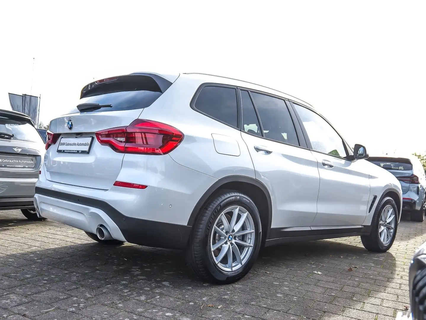 BMW X3 xDrive20d ACC RFK NAVI LED PDC V+H DAB LM Blanc - 2