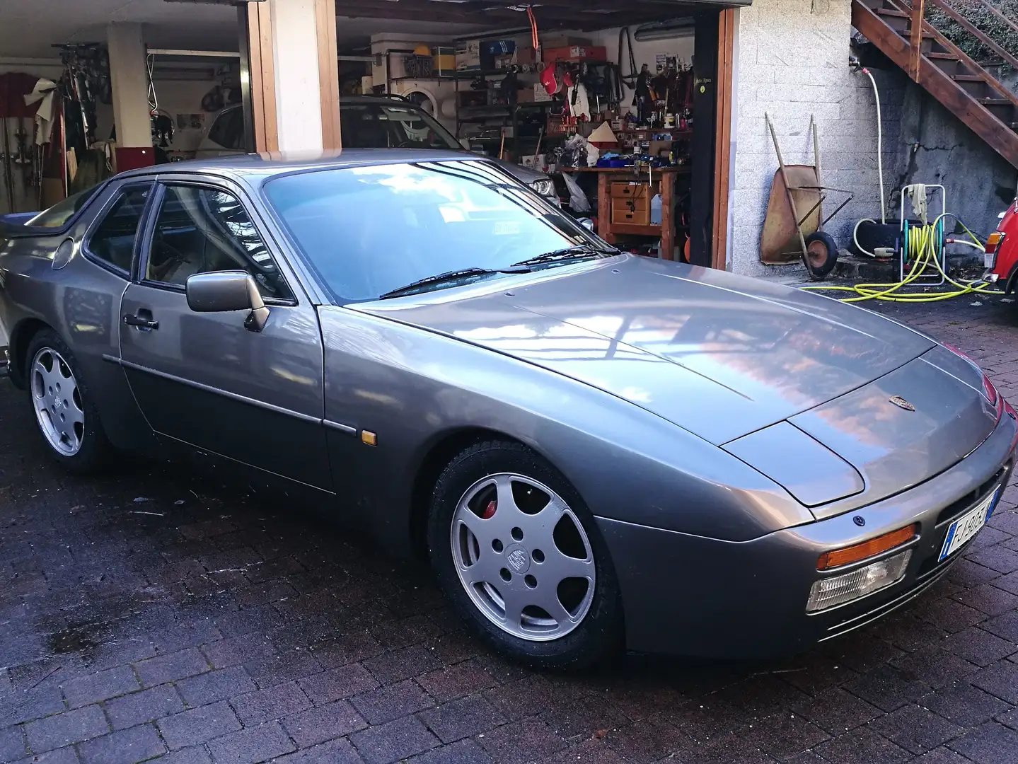 Porsche 944 turbo S Grigio - 2