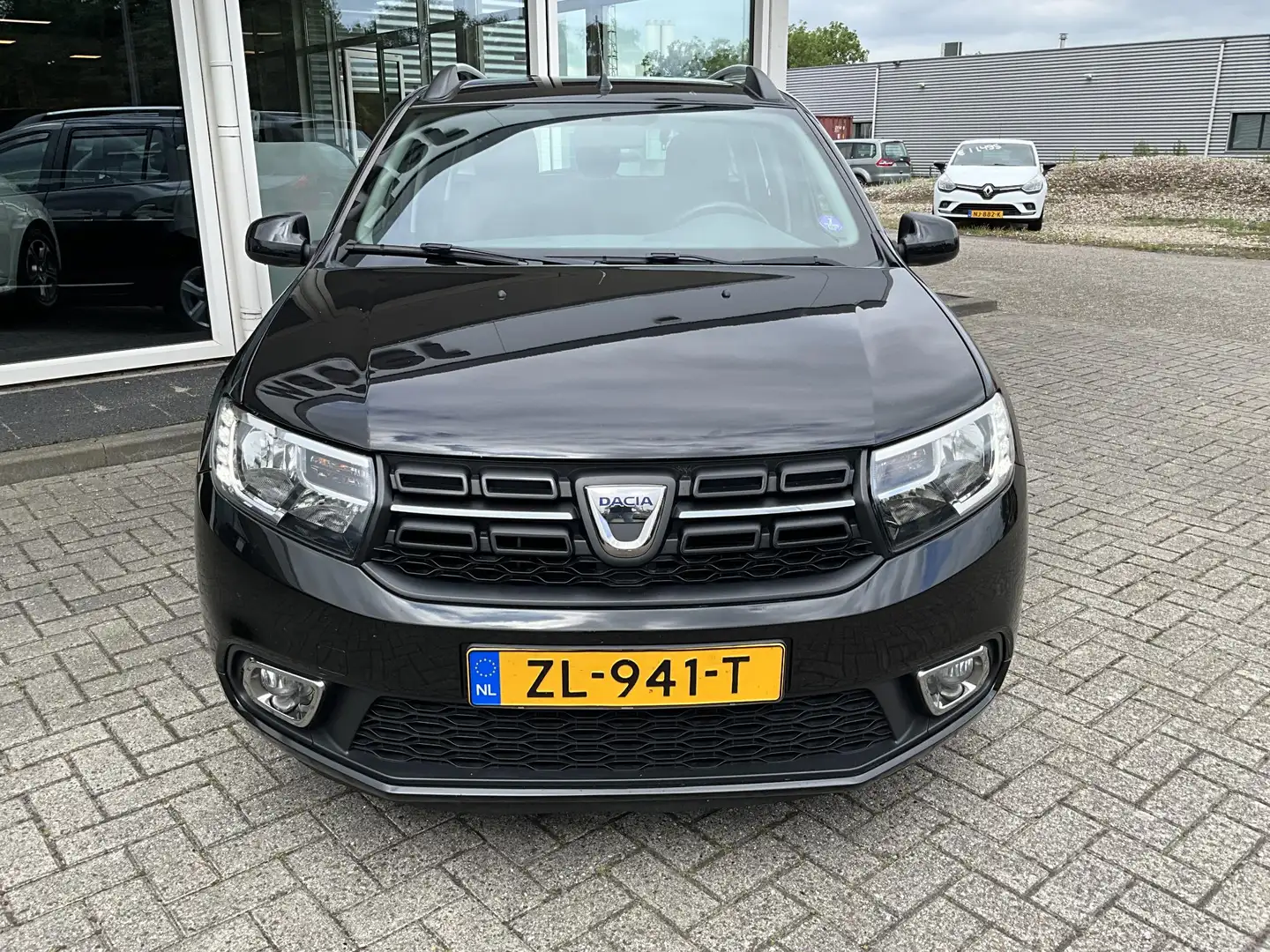 Dacia Logan MCV 0.9 TCe Laureate Zwart - 2