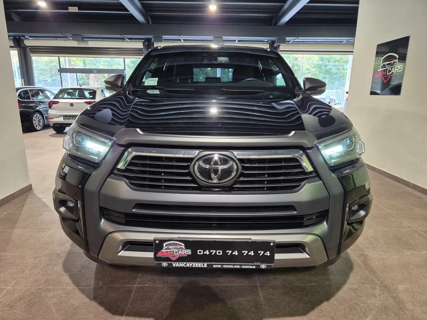 Toyota Hilux prix H.T.V.A  export Lounge Invincible Noir - 2
