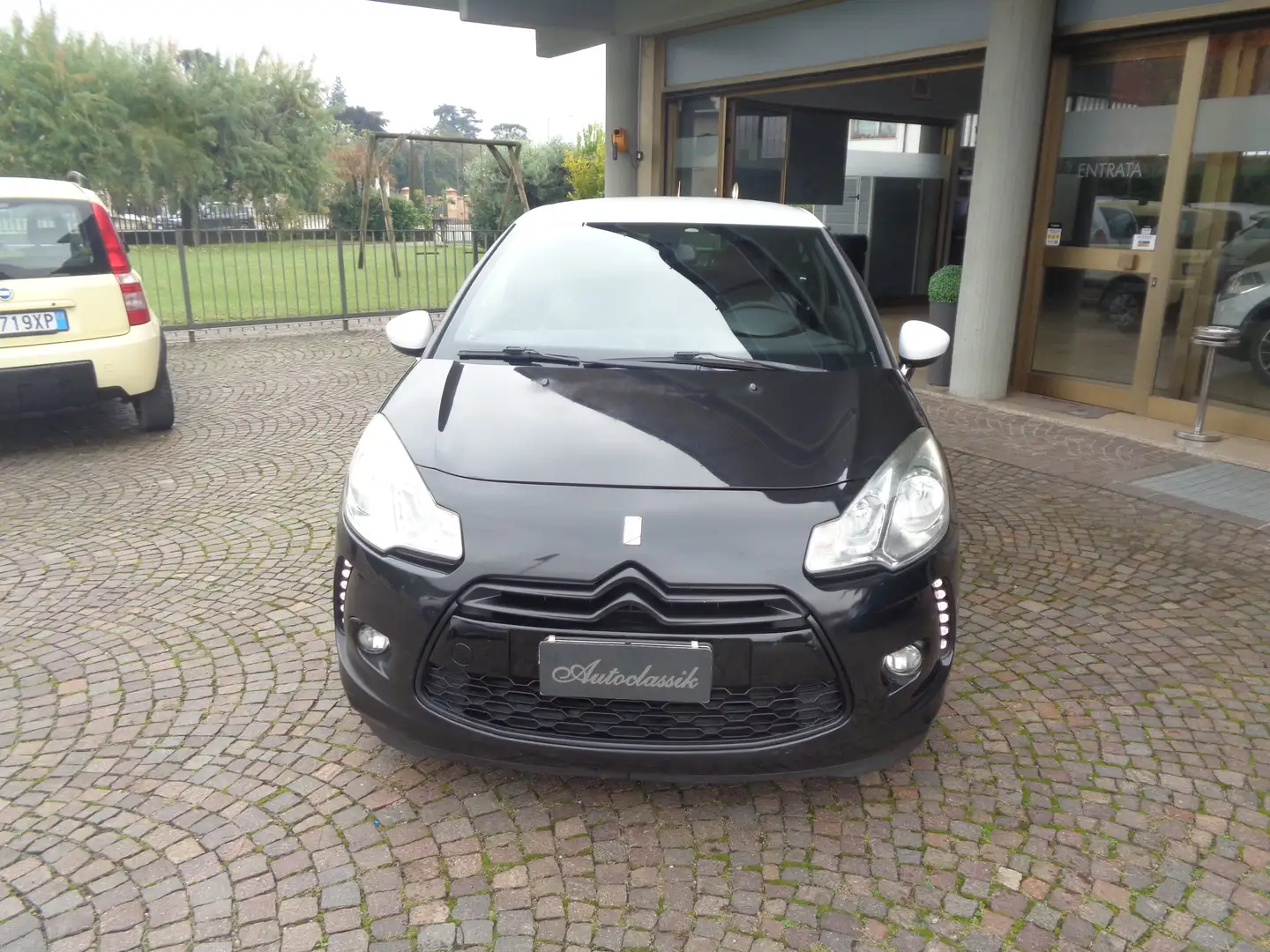 Citroen DS3 DS3 1.6 hdi 92cv PELLE,NAVI FULL. OK NEO PATENTATI Nero - 2