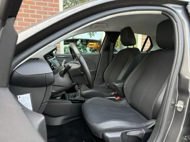 Opel Corsa view 4