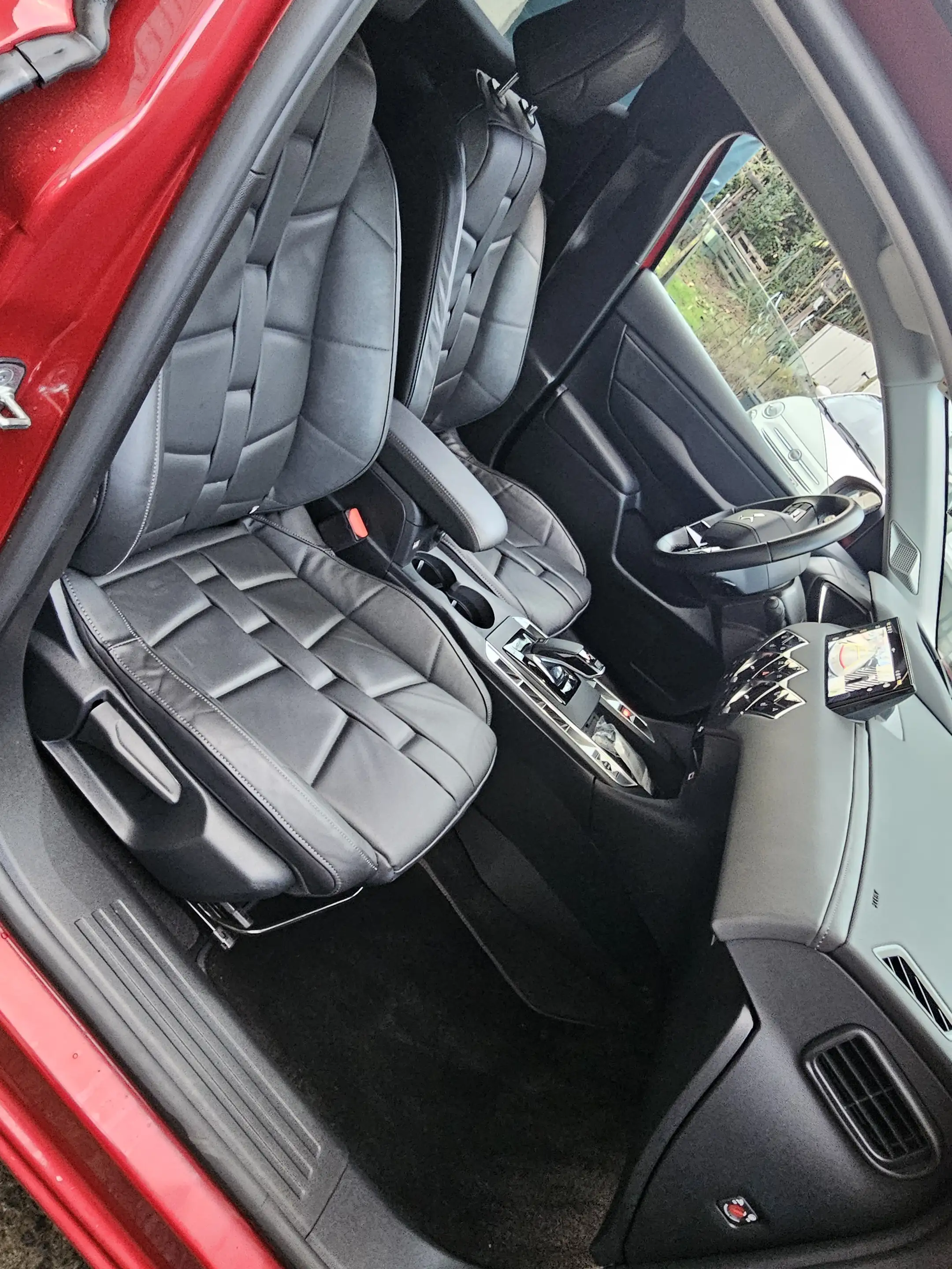 DS Automobiles DS 3 Crossback DS 3 CROSSBACK 1.2 PureTech Rivoli (EU6.4) — photo 5