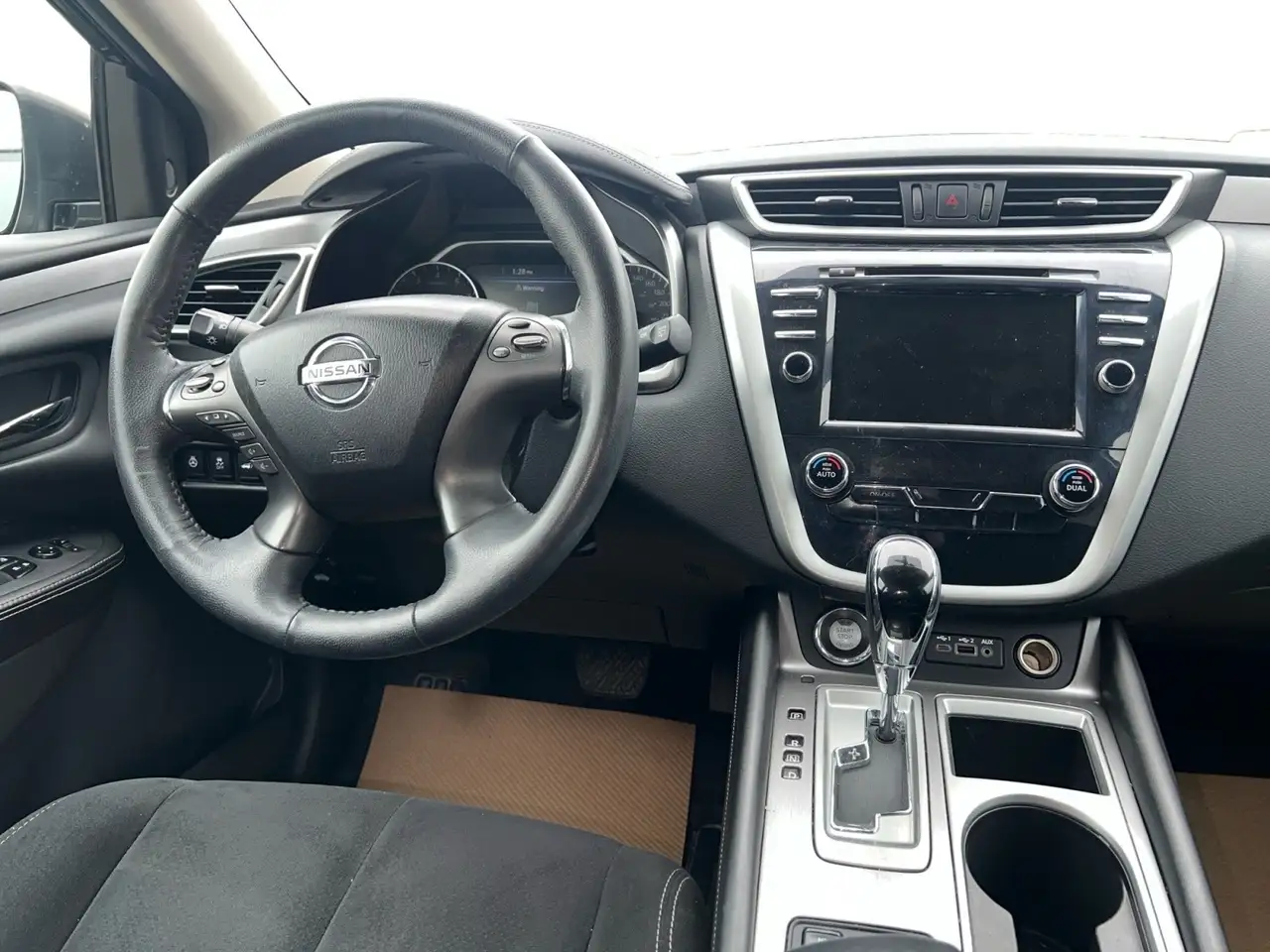 Nissan Murano снимка Nissan Murano
