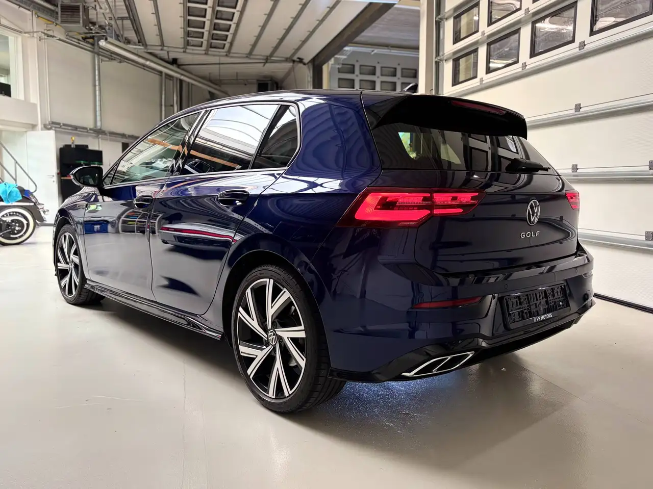 Volkswagen Golf R-Line 1.5 TSI Discover Pro IQ.Light, миниатюра 2