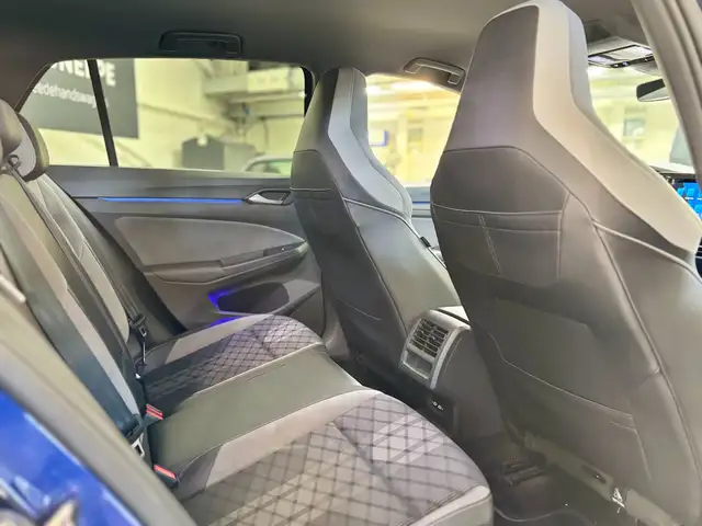 Volkswagen Golf view 12