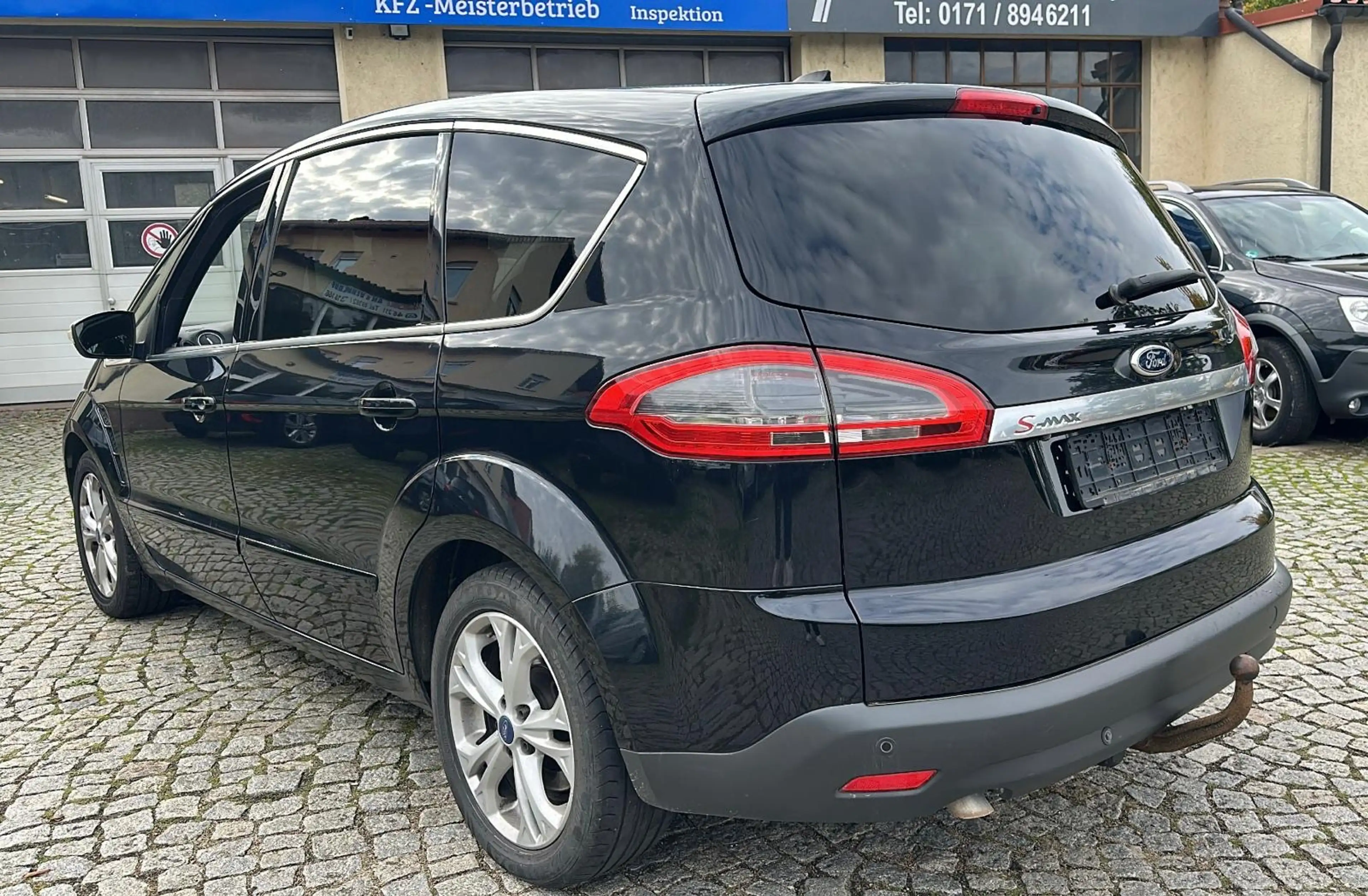 Ford S-Max Titanium/ Panoramadach / 7 Sitze / Spurhalteass. — photo 4