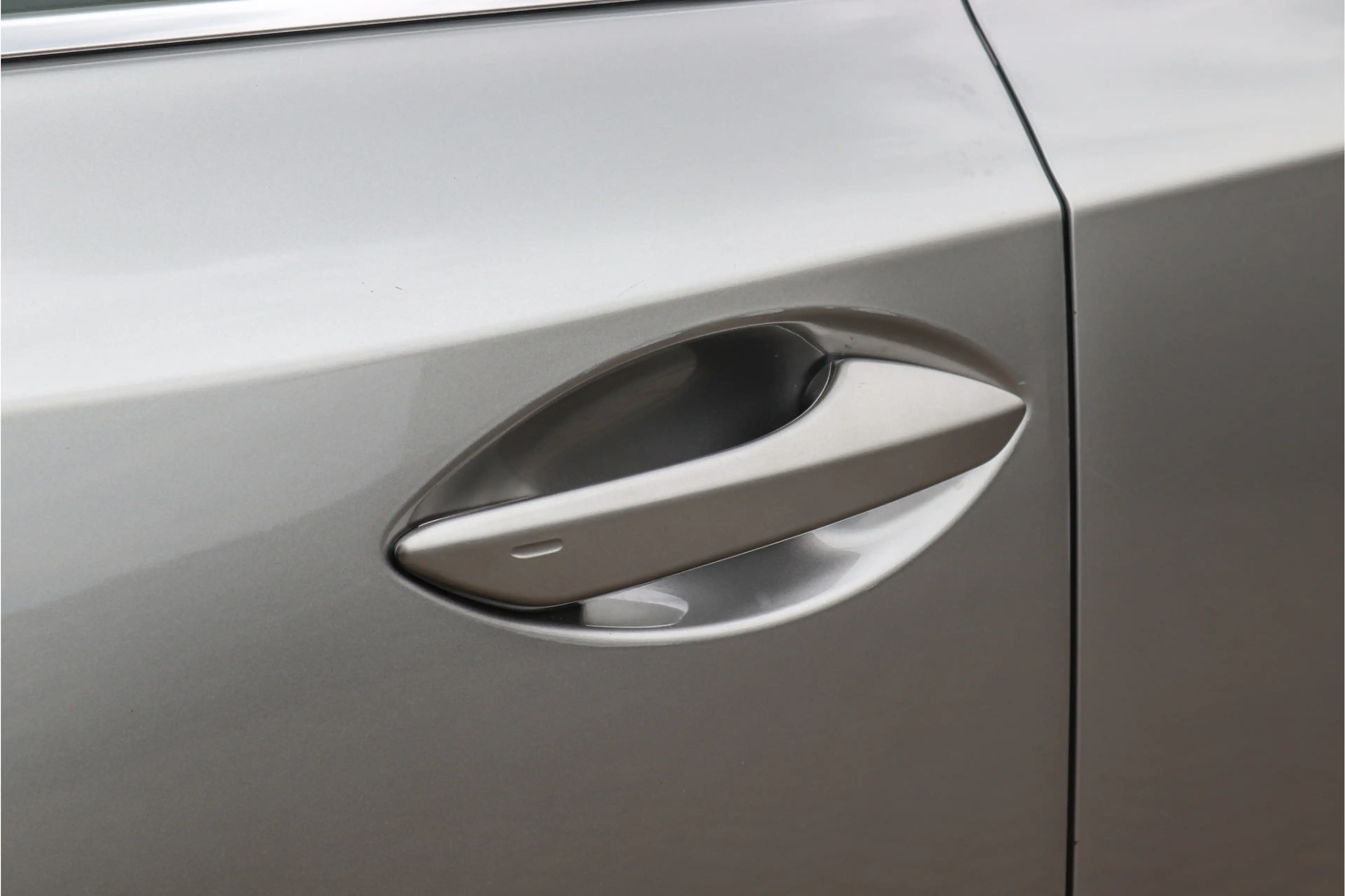Lexus NX 300h AWD Luxury Line HEV Navi Clima Leder Camera — photo 27