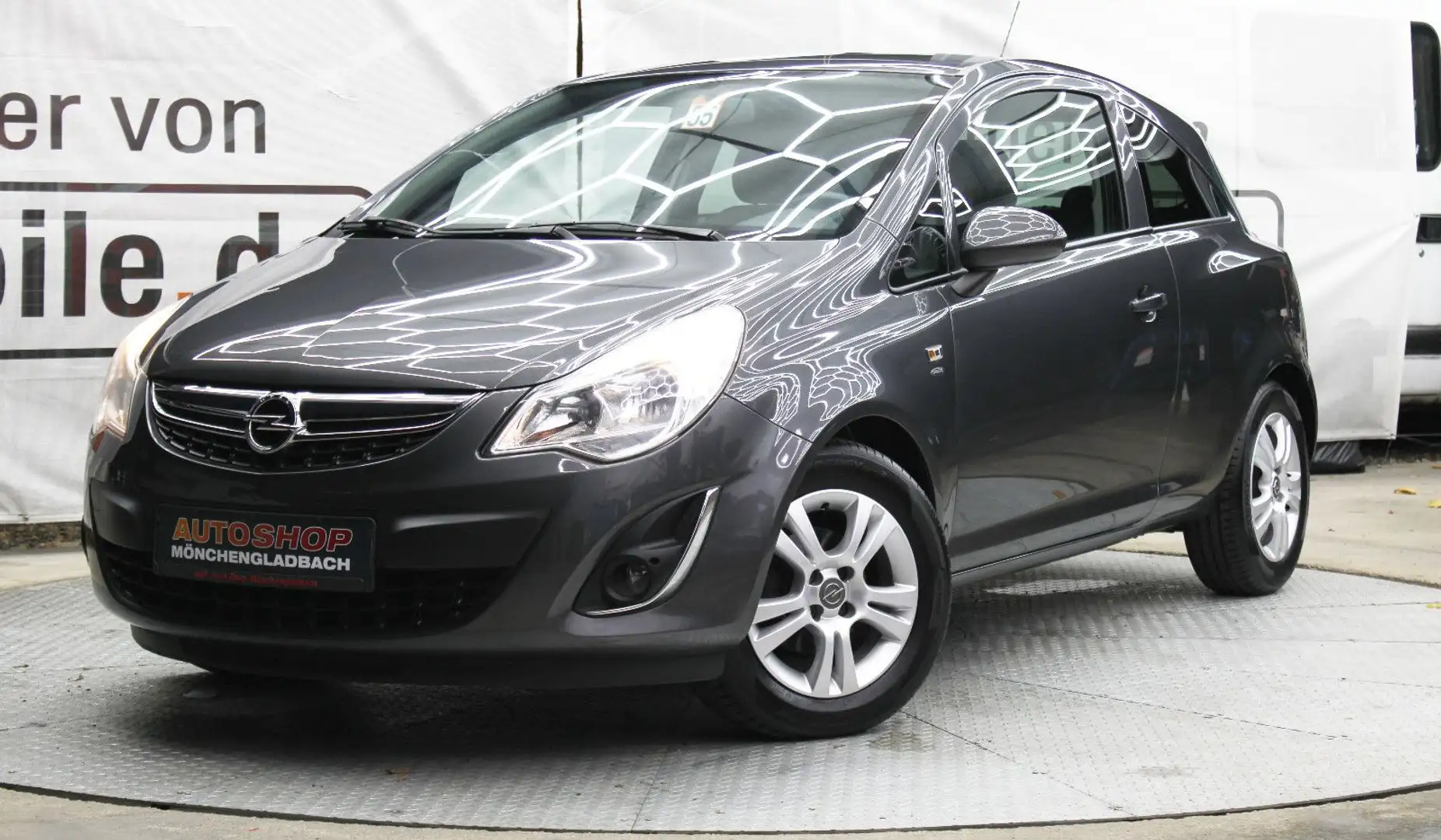 Opel Corsa D 1.4*TÜV&Insp. Neu*Navi*8-fach bereift* Grau - 1
