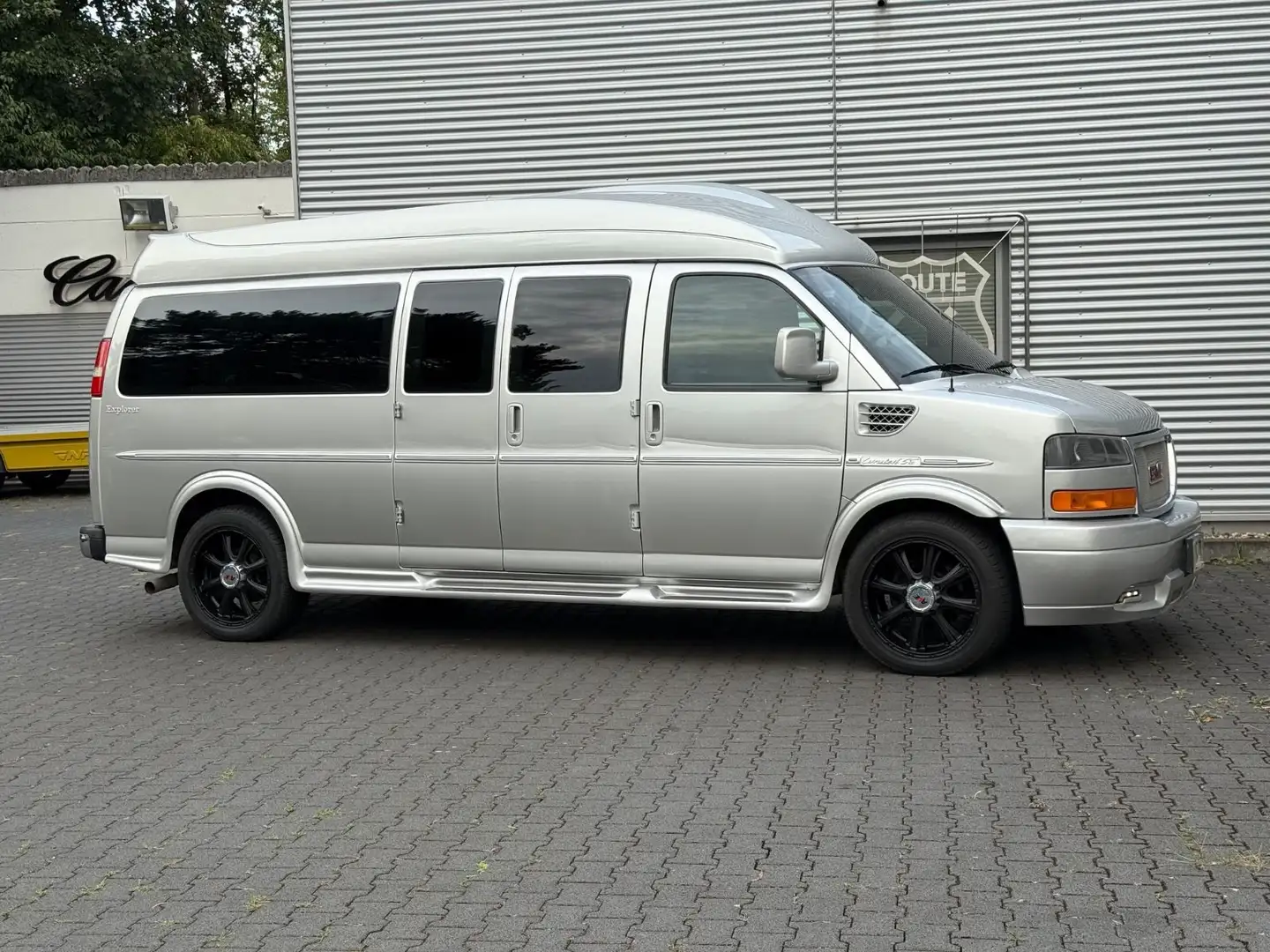 GMC Savana Explorer Limited SE .9 Sitze nur 12400km Silber - 2