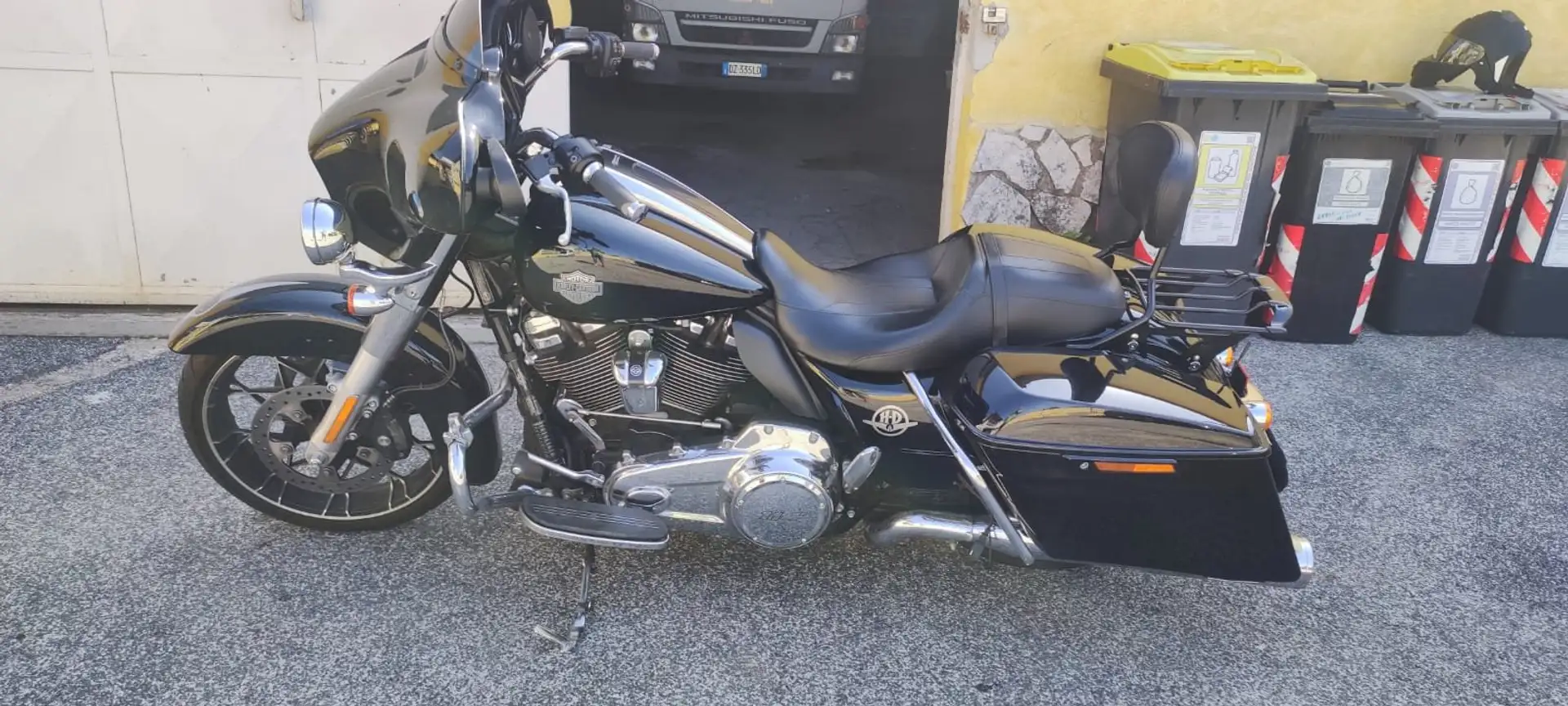 Harley-Davidson Street Glide 114 special Schwarz - 1