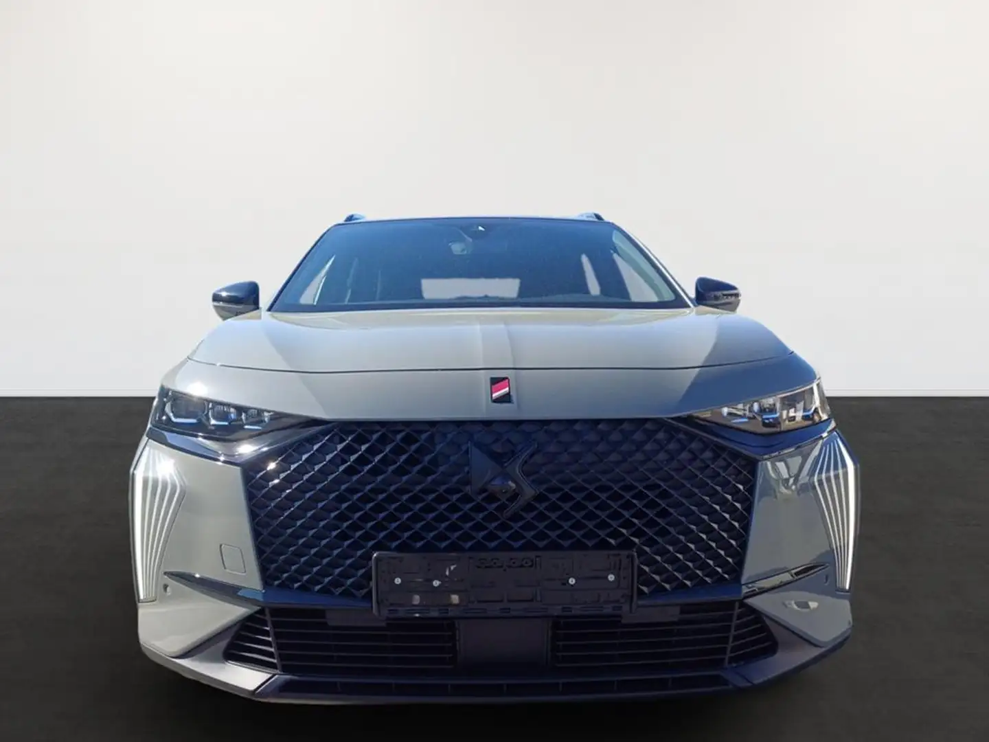 DS Automobiles DS 7 Crossback BlueHDi 130 Performance Line+ Grau - 2