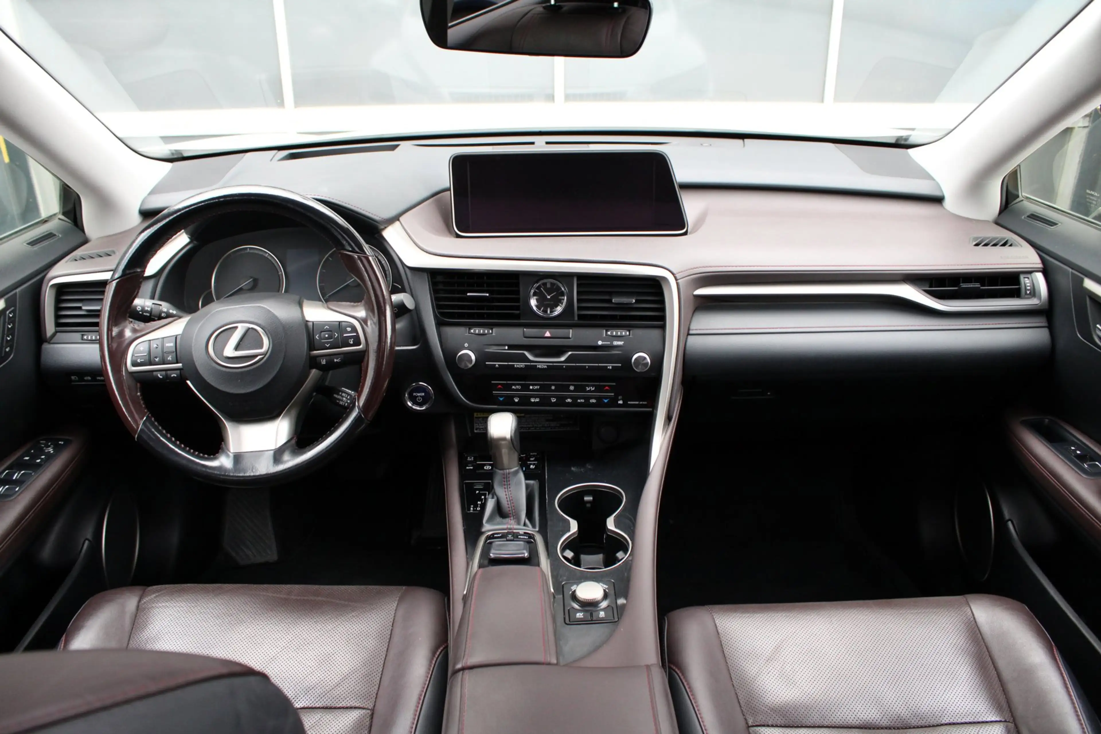 Lexus RX 450h 4WD President Line — photo 2