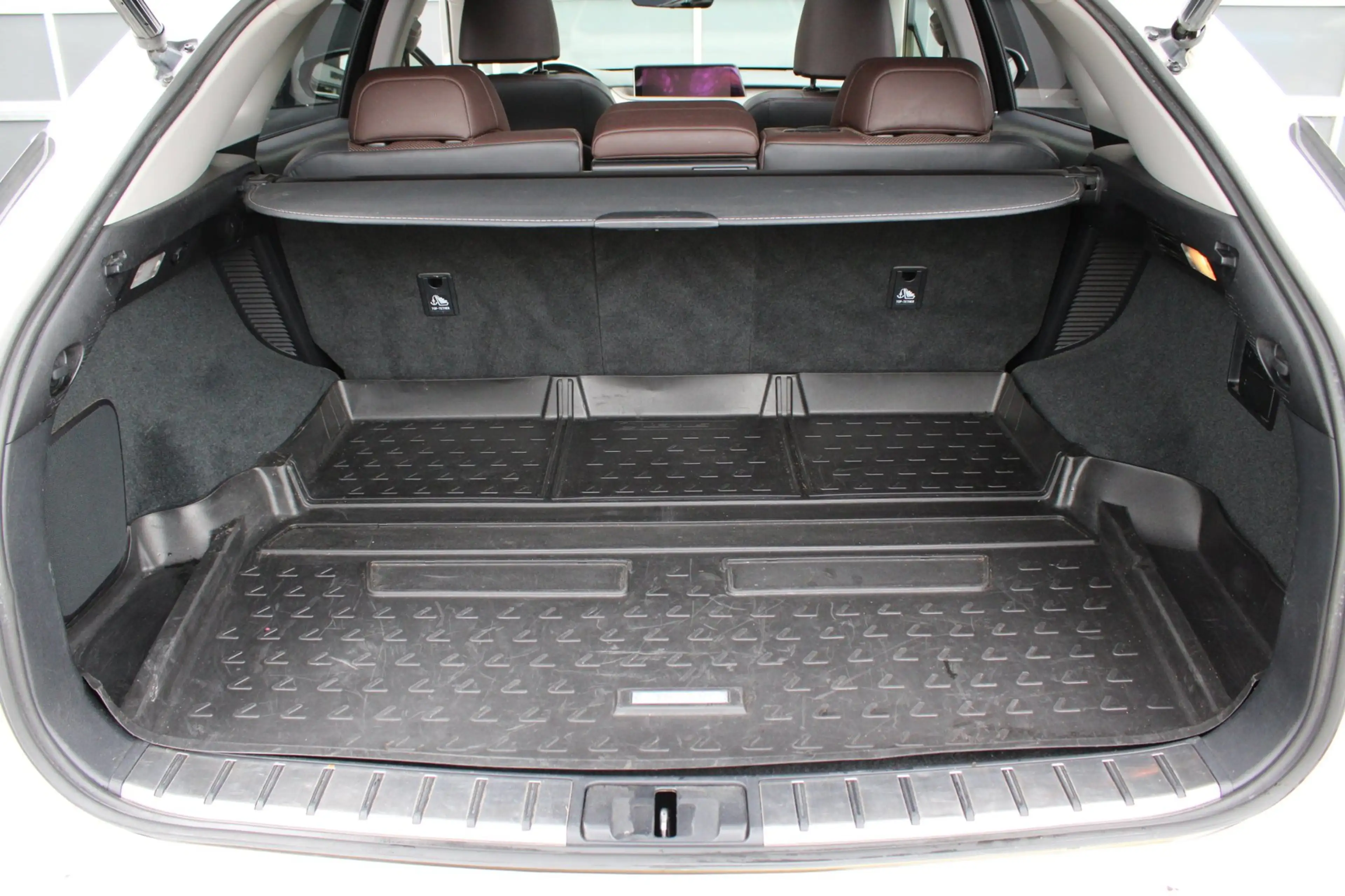 Lexus RX 450h 4WD President Line — photo 17