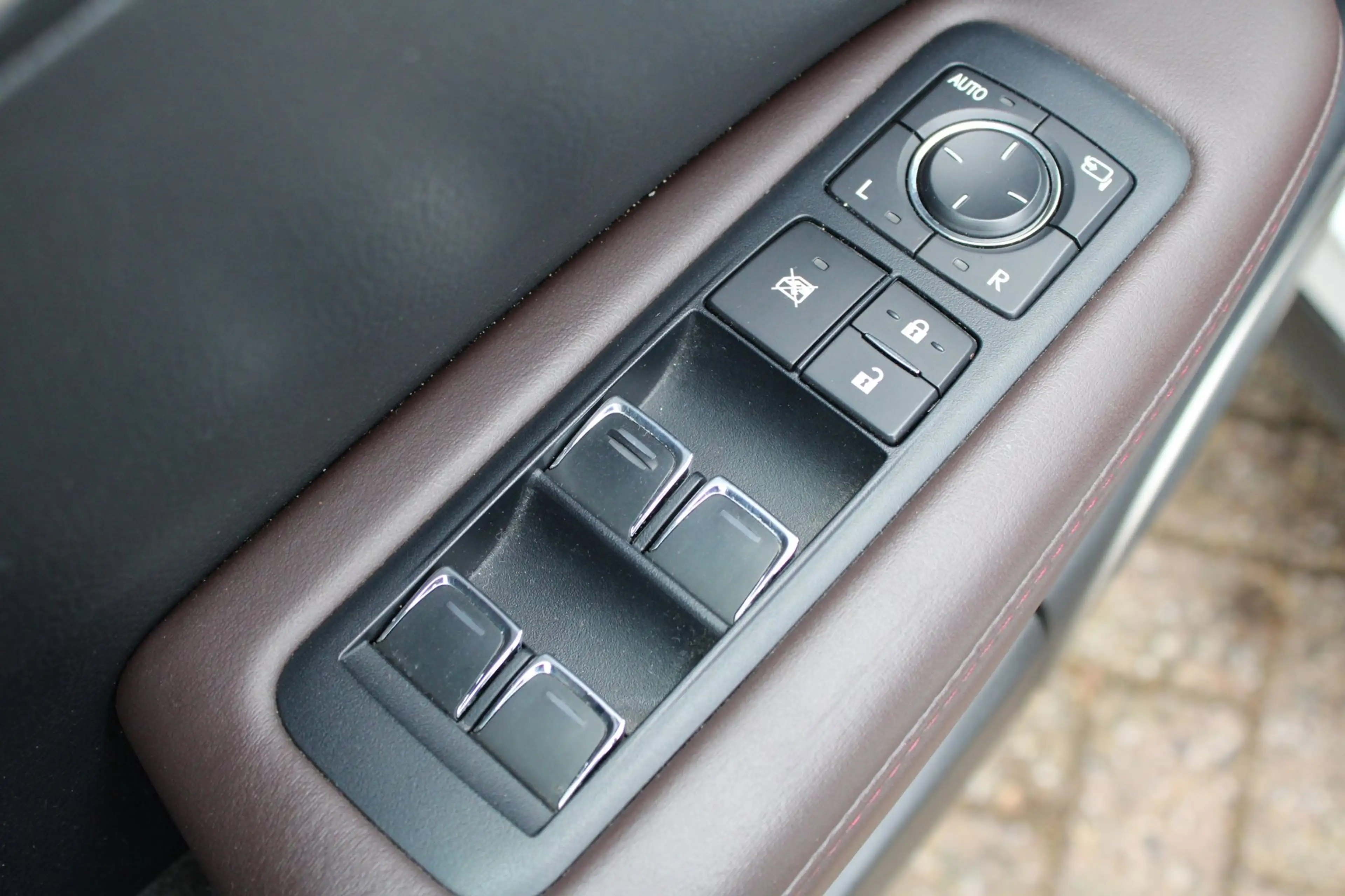 Lexus RX 450h 4WD President Line — photo 20