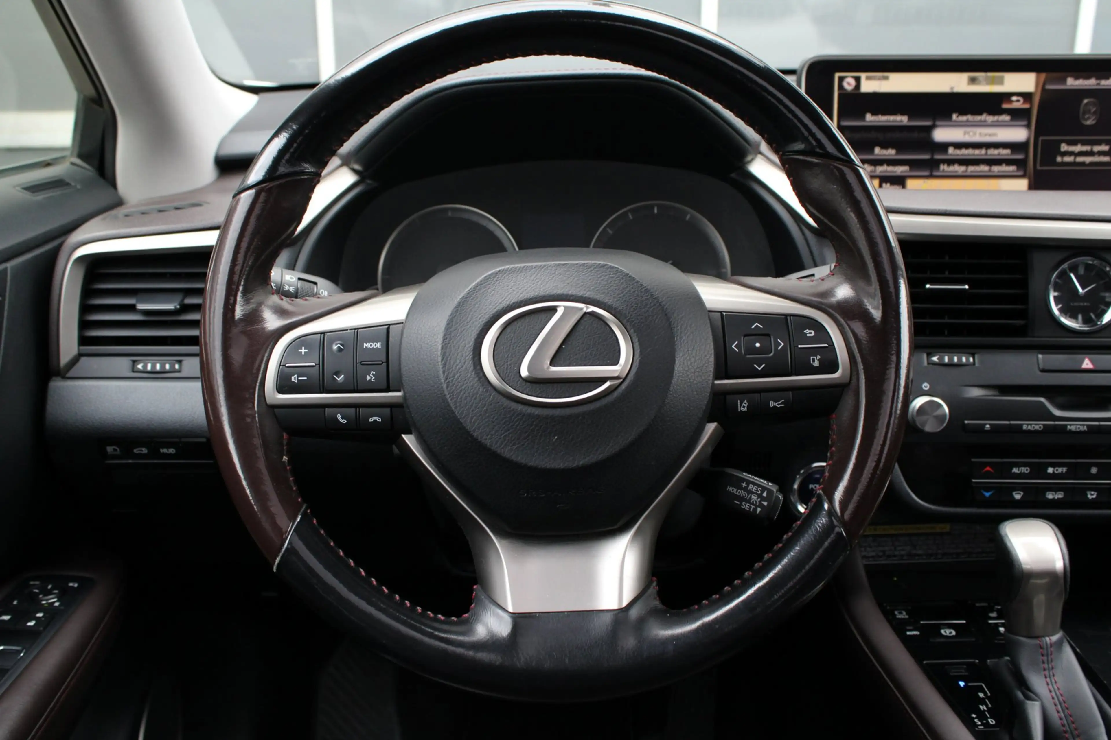 Lexus RX 450h 4WD President Line — photo 22
