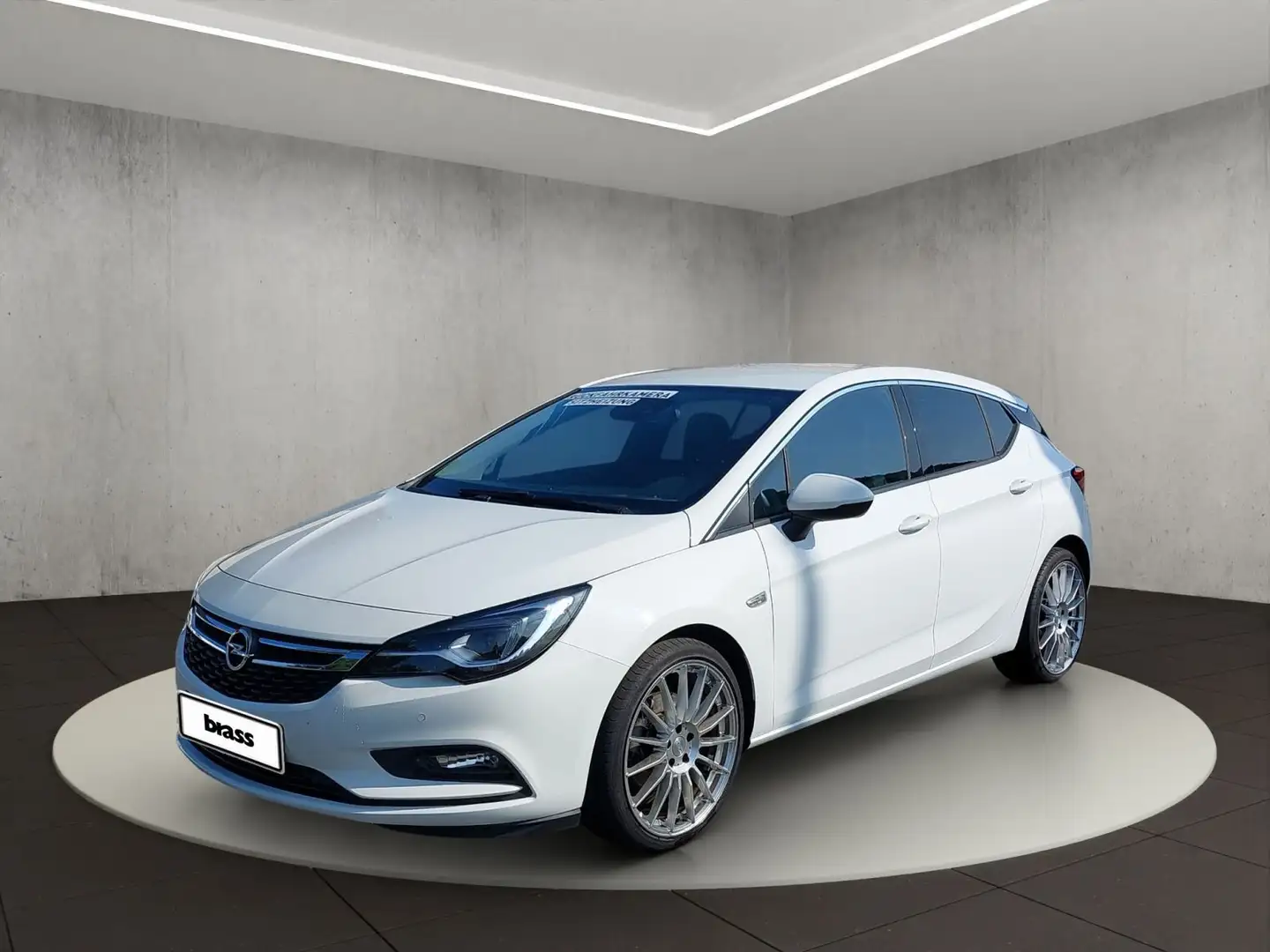 Opel Astra 5-Türer Ultimate 1.6 Turbo Start/Stop Blanc - 1