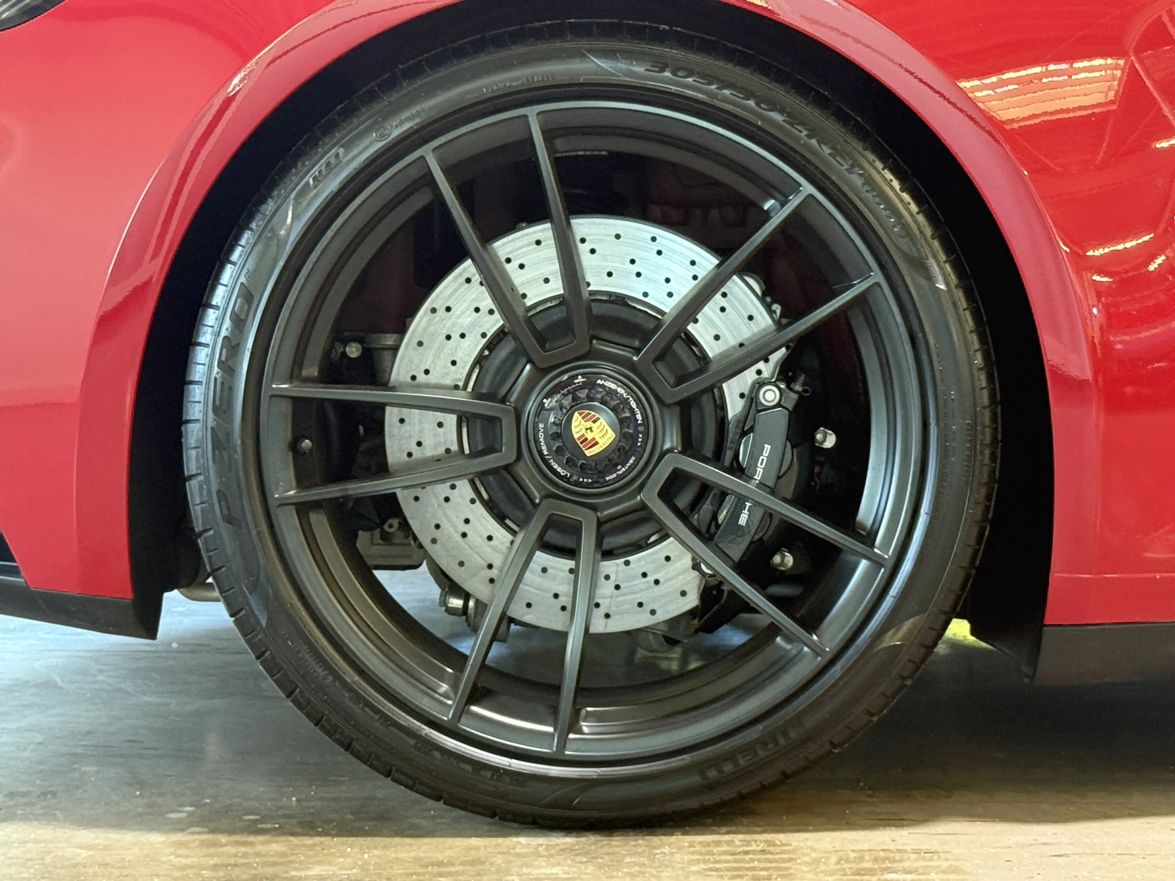 Porsche 992 Carrera GTS Matrix Lift Bose HAL Approved — photo 12