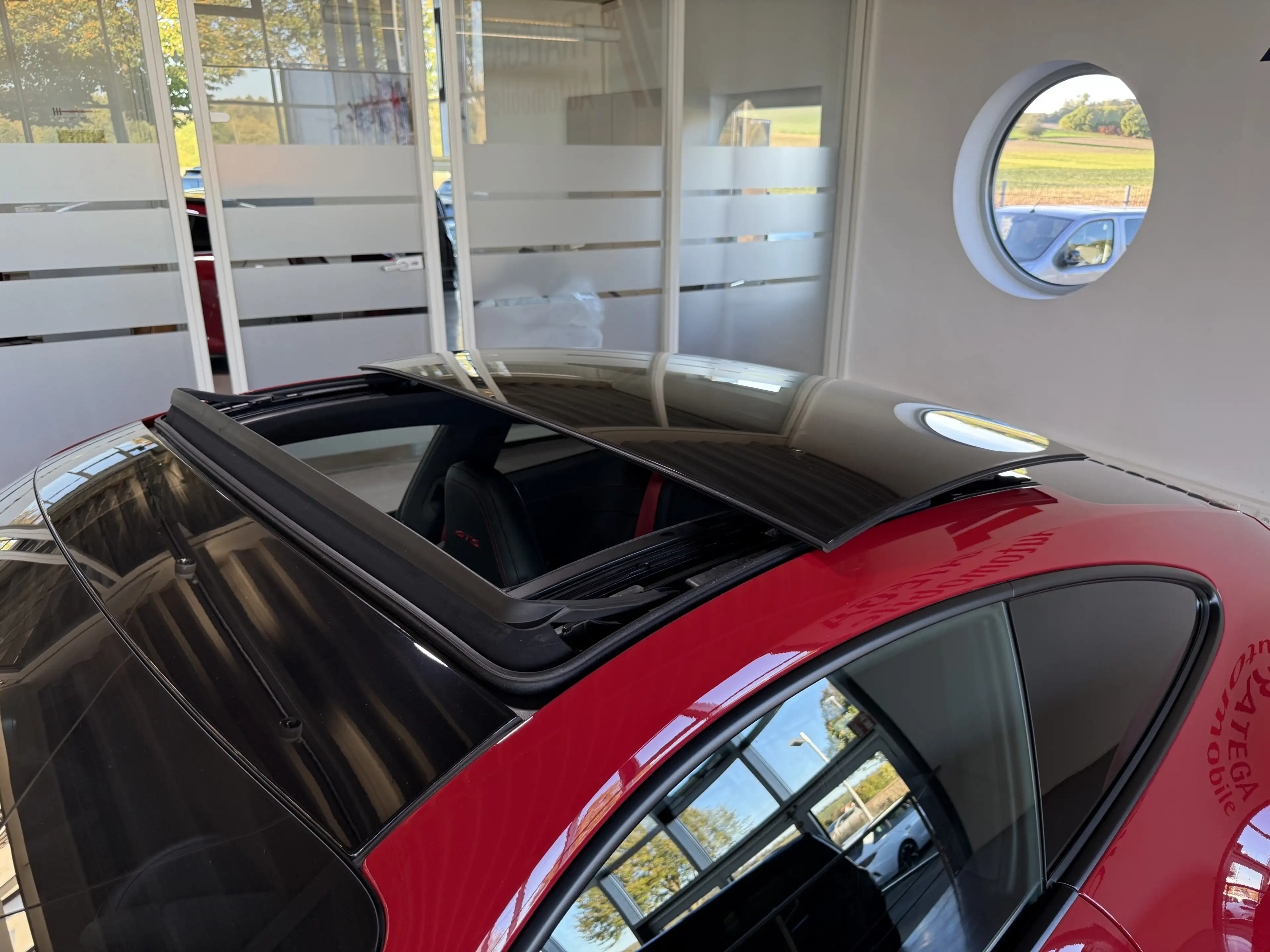 Porsche 992 Carrera GTS Matrix Lift Bose HAL Approved — photo 13