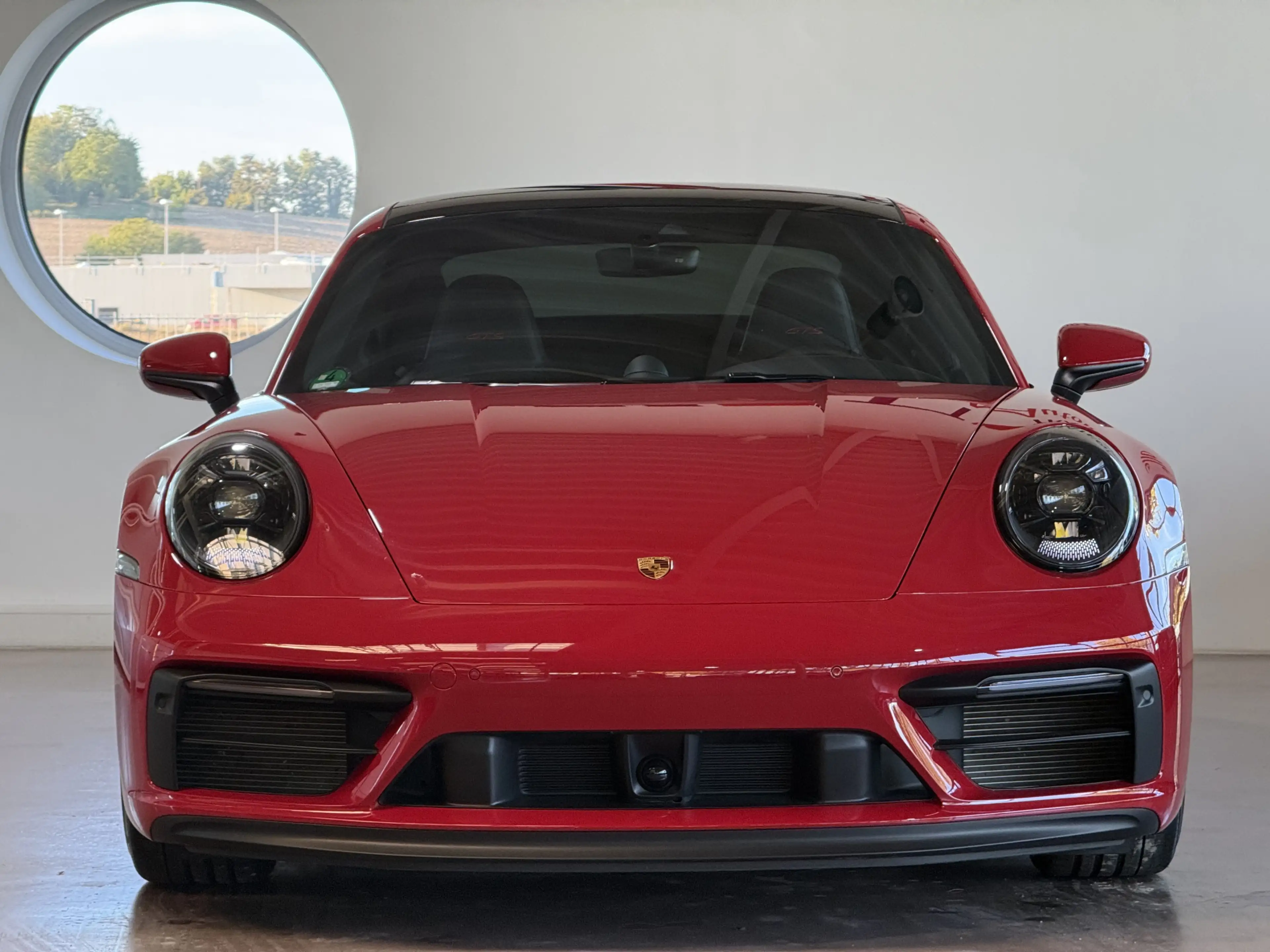Porsche 992 Carrera GTS Matrix Lift Bose HAL Approved — photo 2