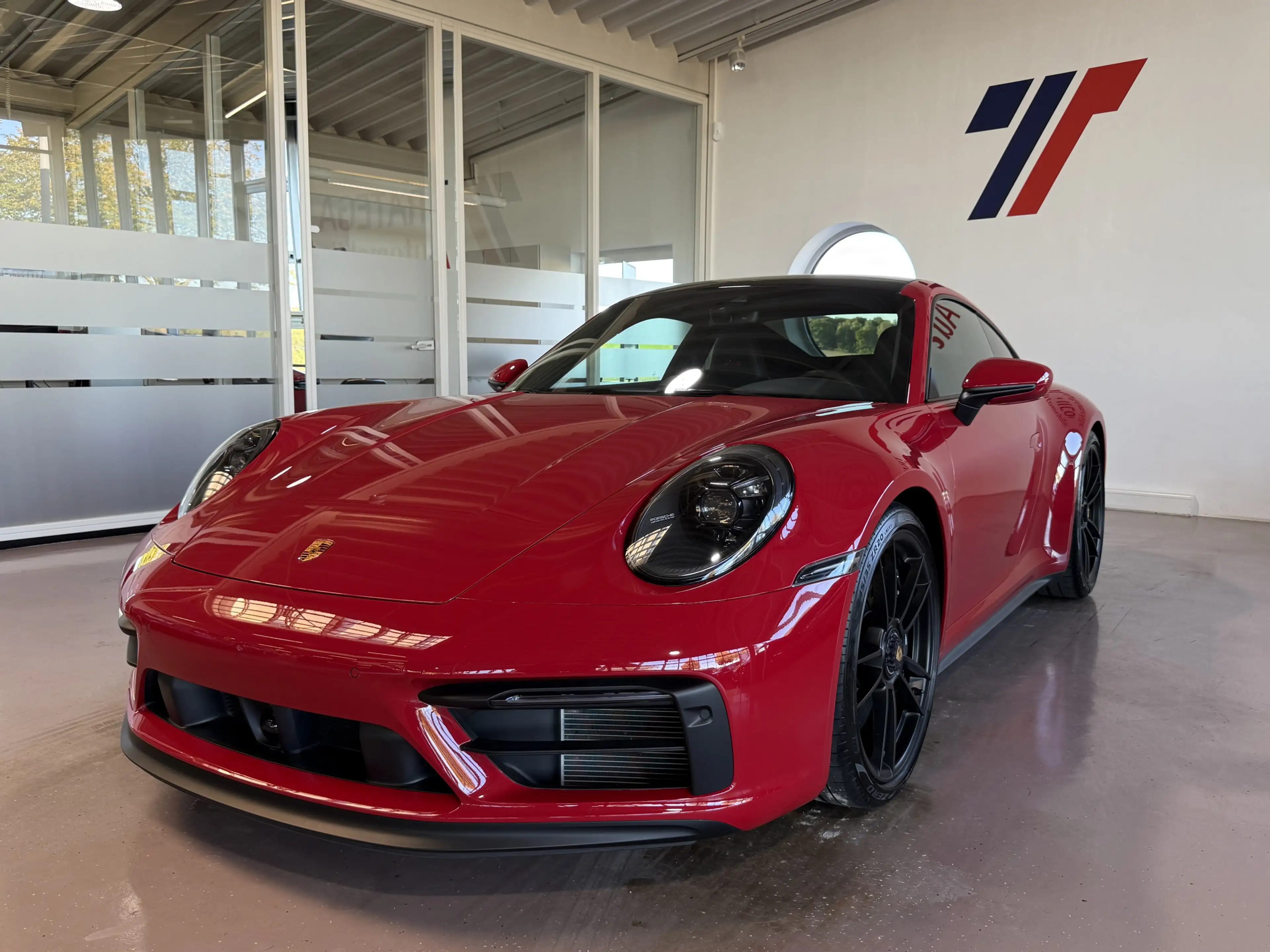 Porsche 992 Carrera GTS Matrix Lift Bose HAL Approved