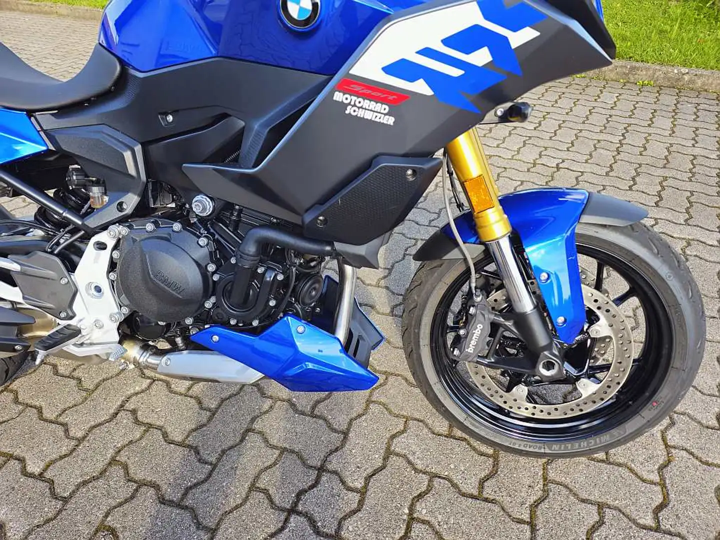 BMW F 900 XR Tieferlegung, Top-Zustand Blau - 2