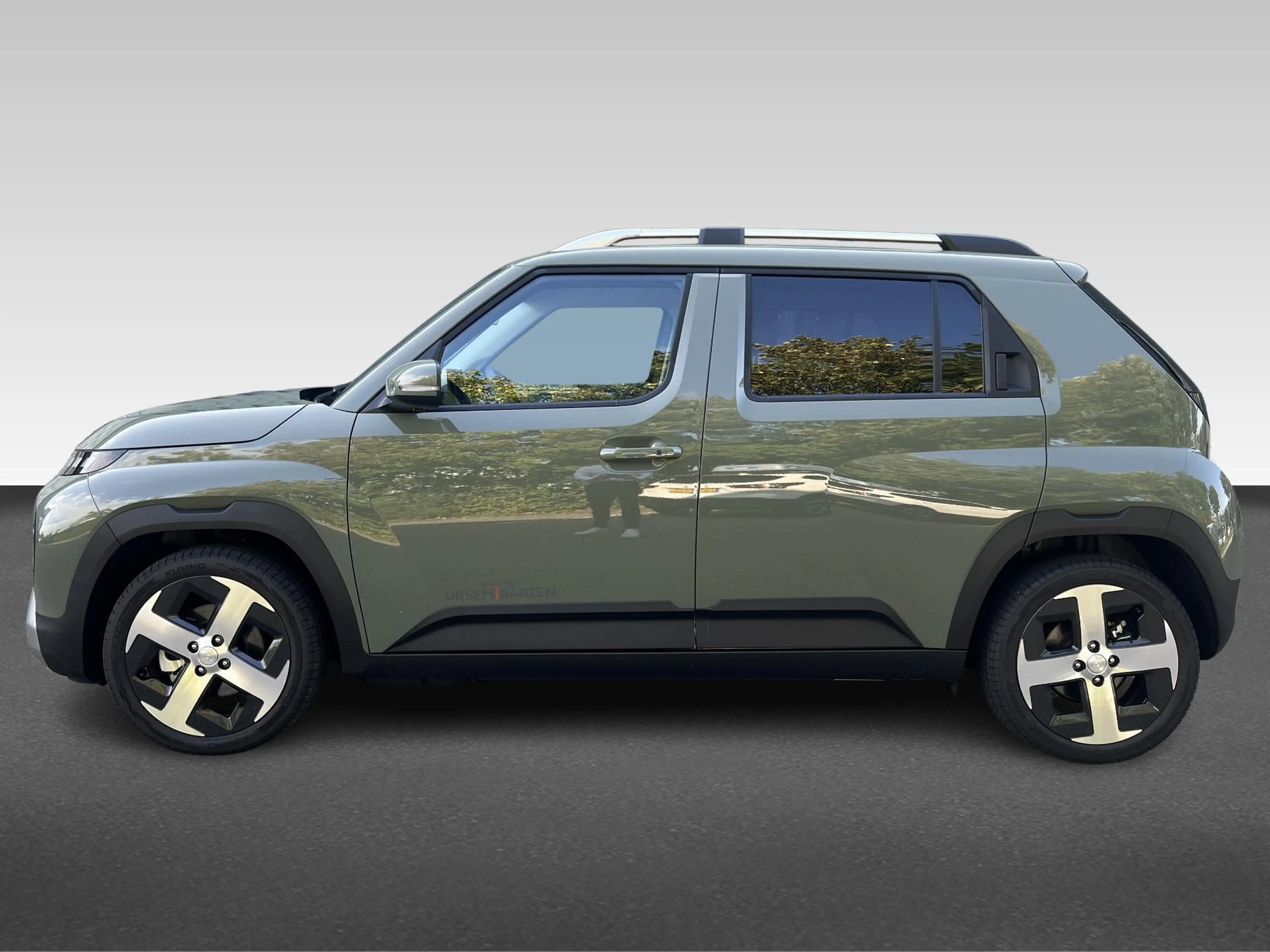 Hyundai Inster Evolve 49 kWh | Achteruitrijcamera | Airco (automa — photo 2