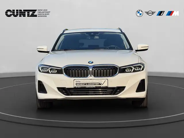 BMW 3 Series view 2