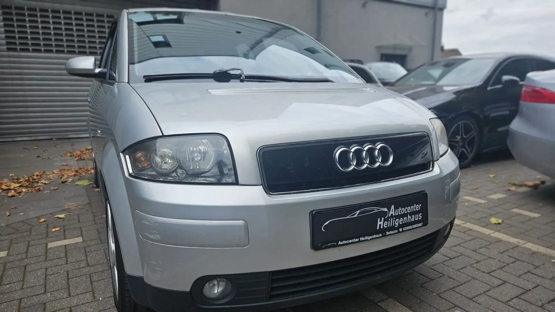 Audi A2 1.4 Klimaautomatik Alu Nebel Silber - 1