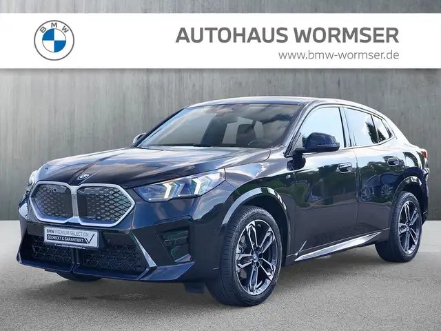BMW iX2 eDrive20 M Sportpaket DAB LED Komfortzg.