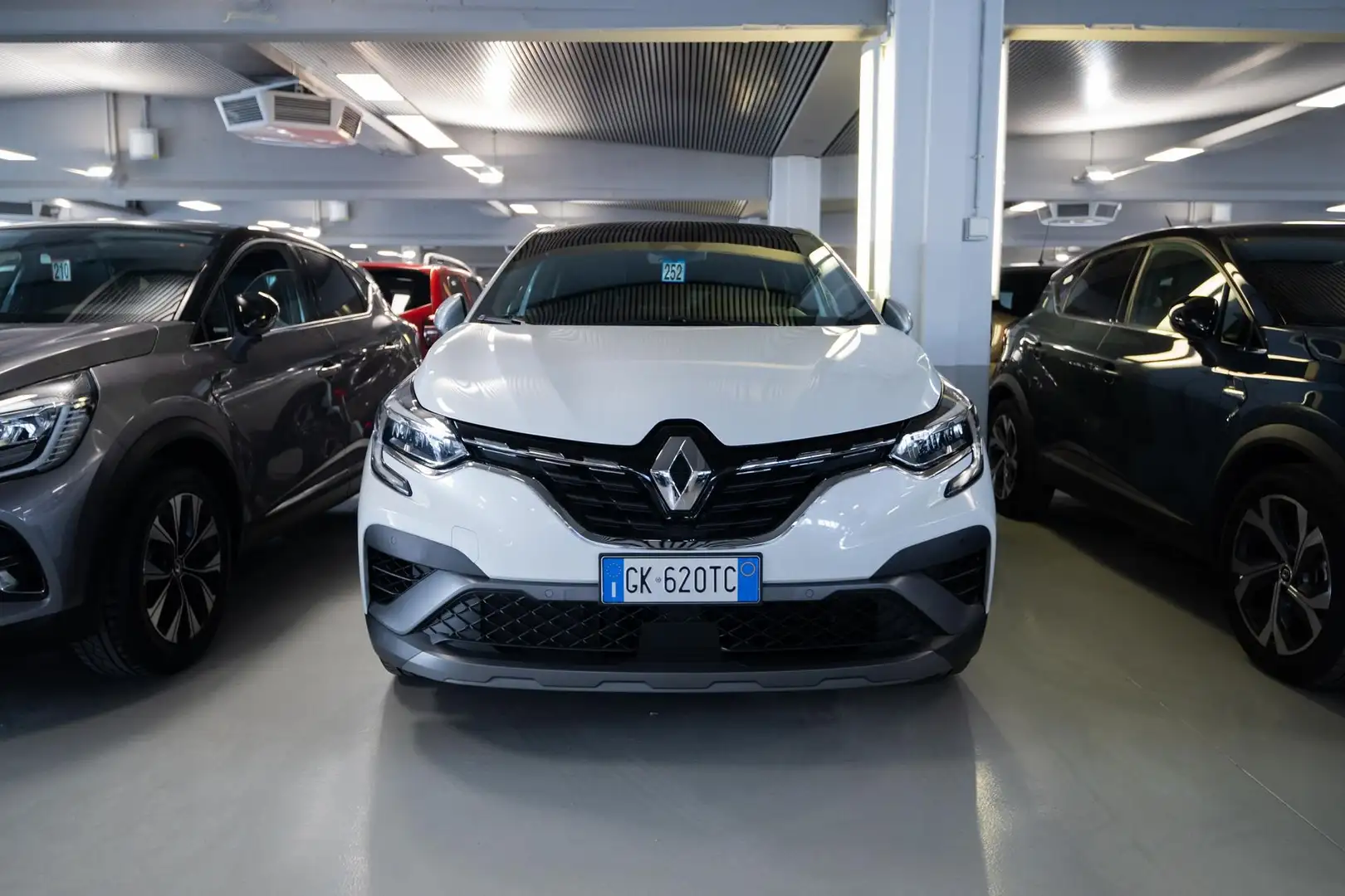 Renault Captur 1.6 E-Tech phev RS Line 160cv auto - 1