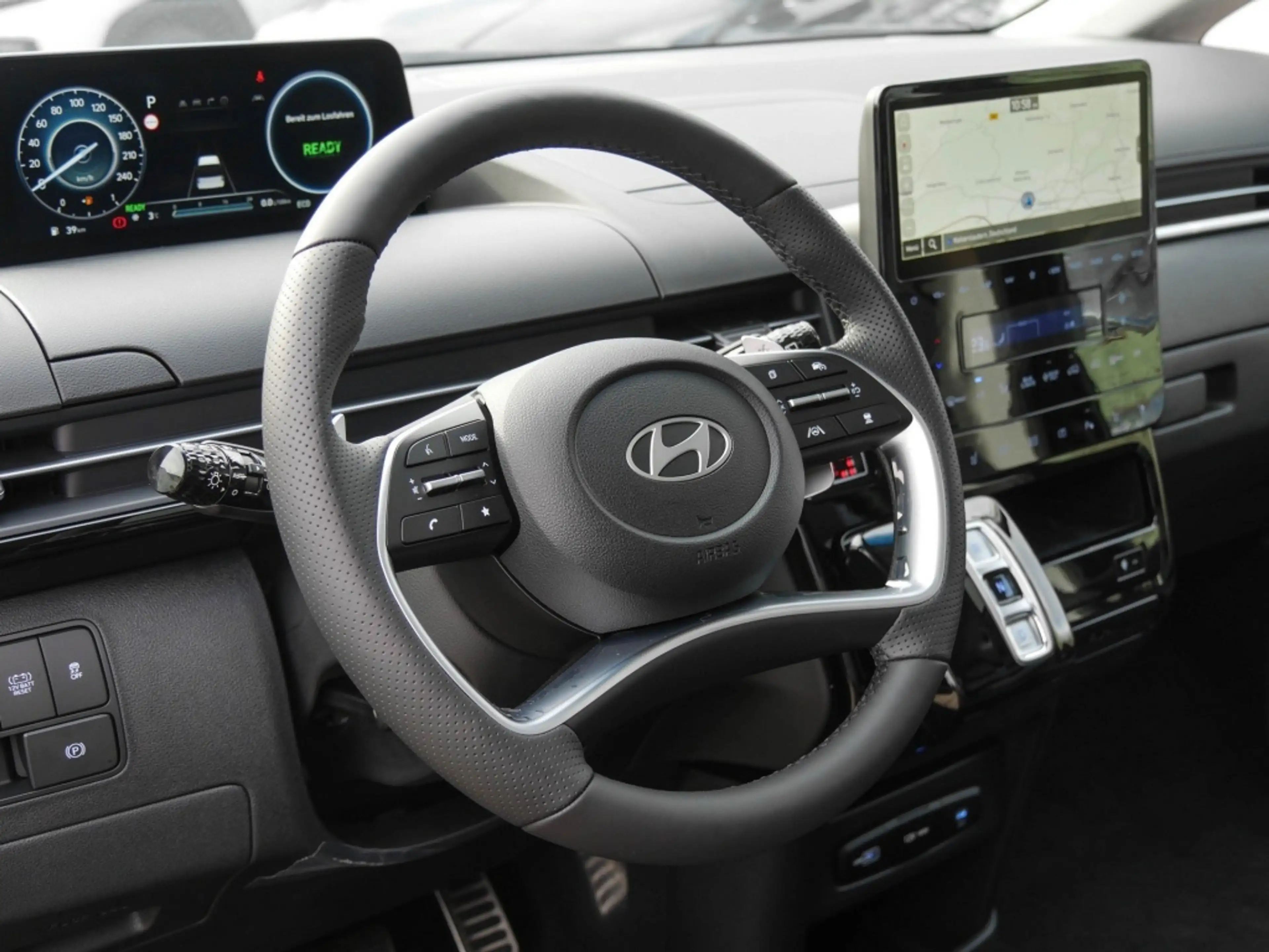 Hyundai STARIA HEV 7-Sitzer 1.6 T-GDI 6-AT 2WD Signature — photo 10