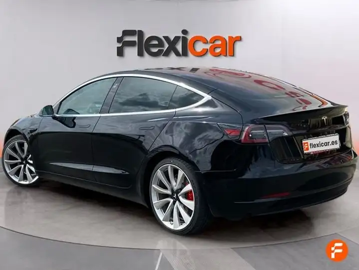 Tesla Model 3 2019, foto 5