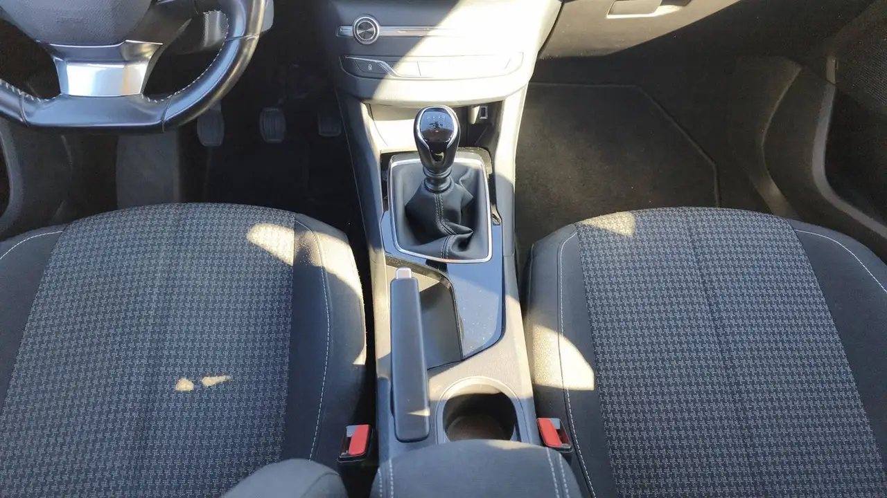 Peugeot 308 308 SW — photo 25