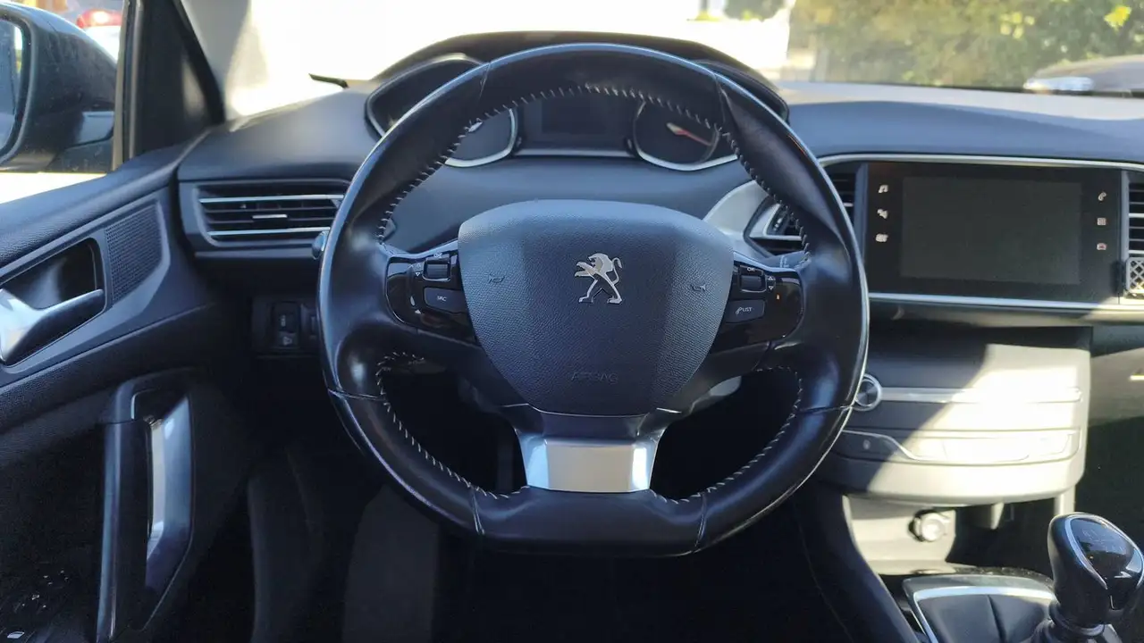 Peugeot 308 308 SW — photo 24