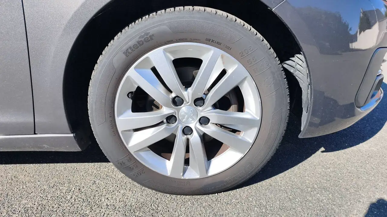 Peugeot 308 308 SW — photo 17