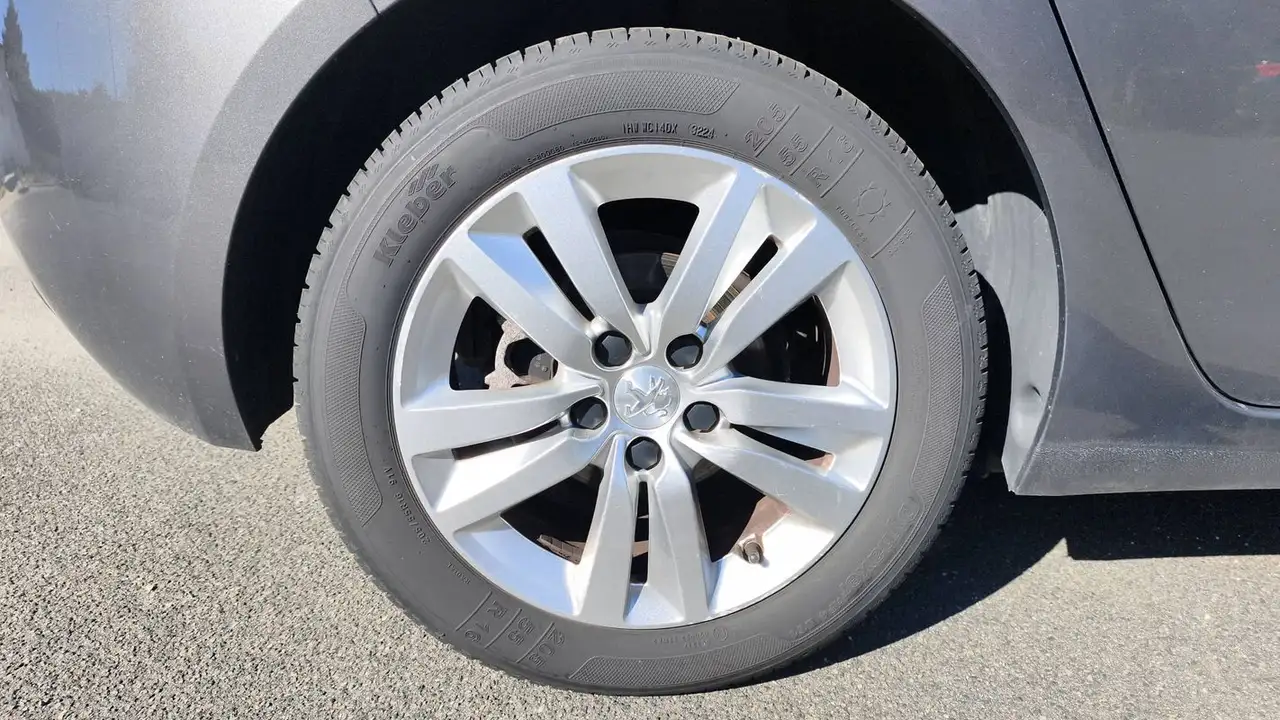 Peugeot 308 308 SW — photo 16