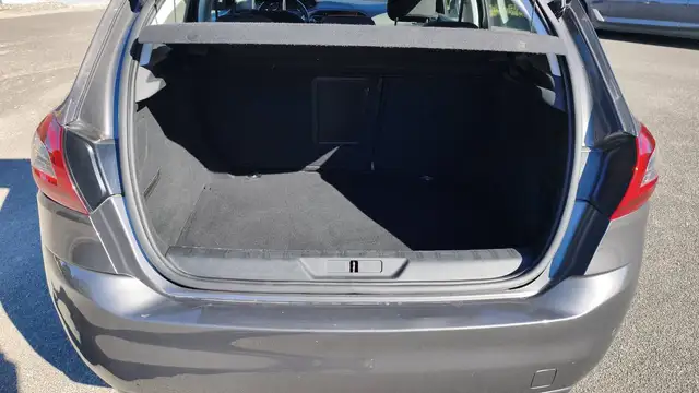 Peugeot 308 view 14
