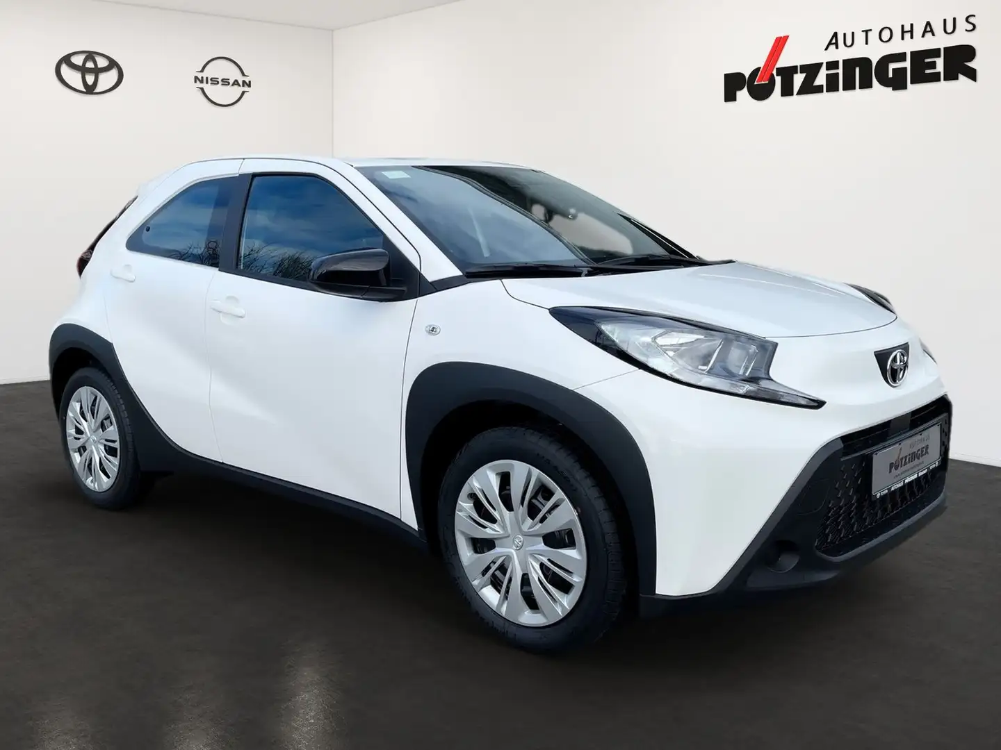 Toyota Aygo X 1.0 Play,Rückfahrkamera,Carplay,DAB Weiß - 2