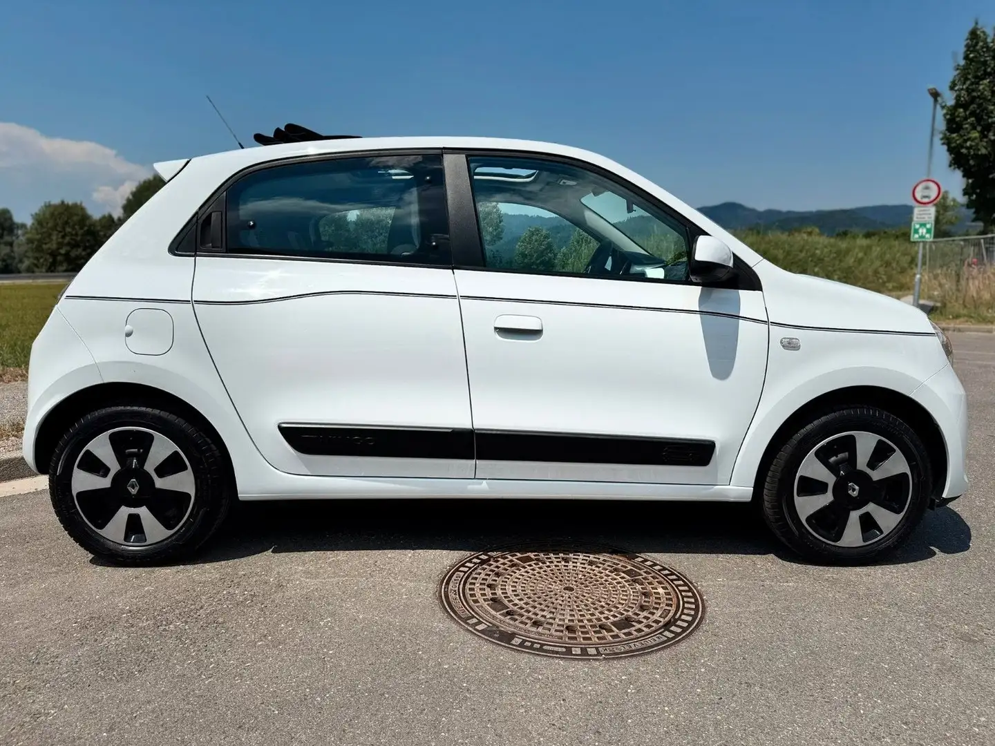 Renault Twingo Liberty Pano/Faltdach Klima Bluetooth DAB Blanc - 2