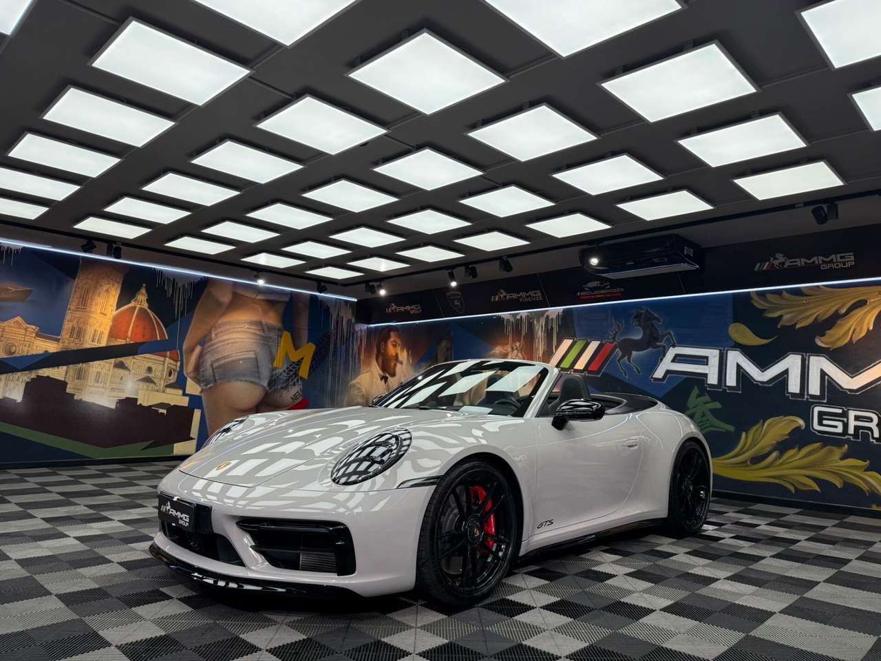 Porsche 911 911 Carrera 2 GTS Cabriolet