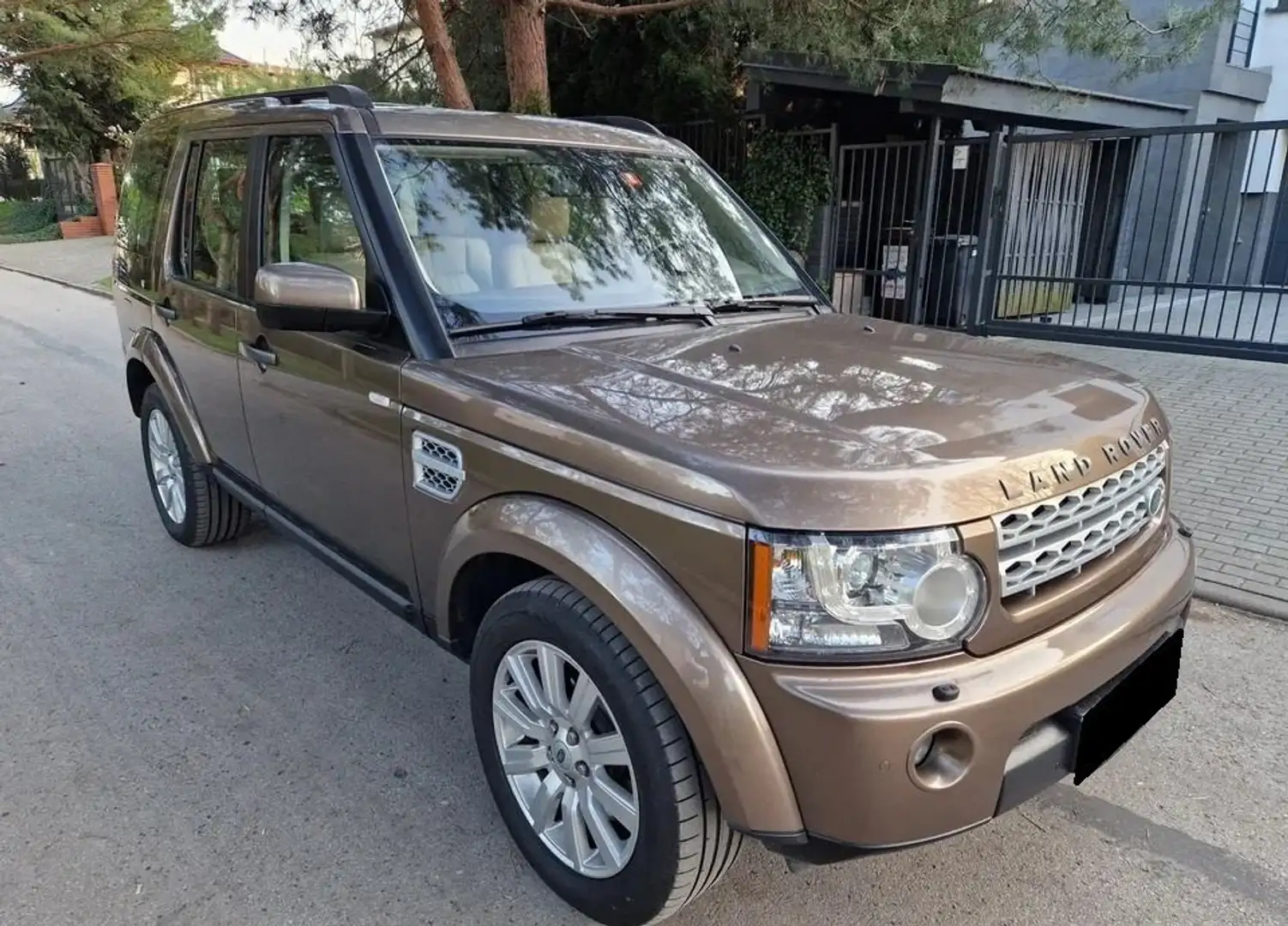Land Rover Discovery Discovery SD V6 HSE Luxury Edition smeđa - 2