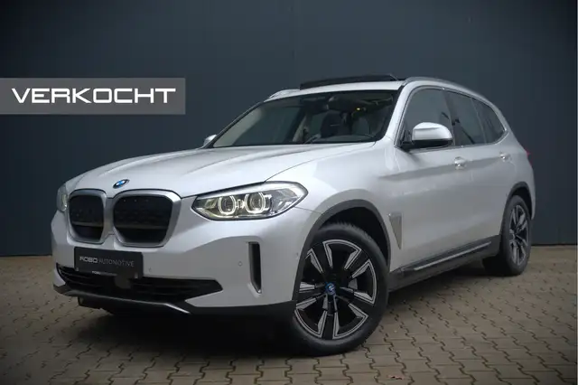 BMW iX3 Executive 80 kWh | Panoramadak | Keyless | Stoelve