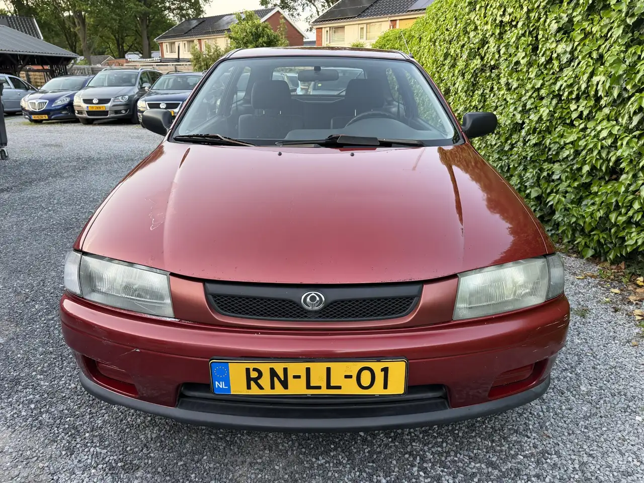 Mazda 323 1.5i P LX | Trekhaak | Radio / CD | APK tot 05-10-, foto 7
