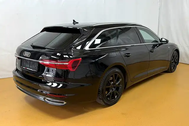 Audi A6 view 3