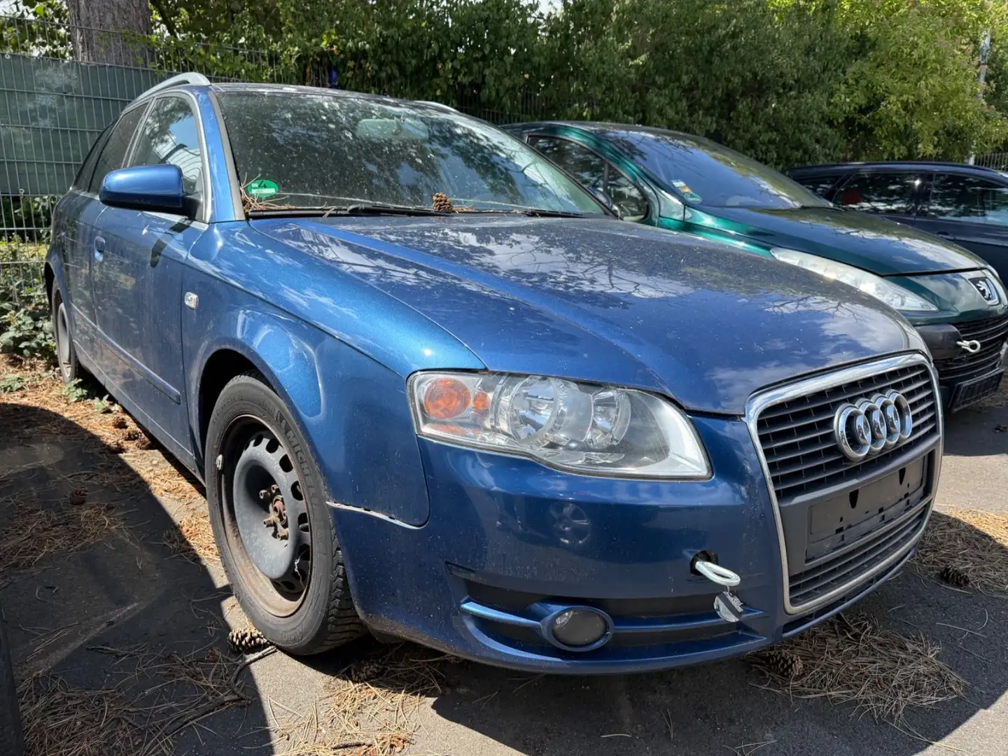 Audi A4 Avant 2.0 KLIMA/ISOFIX/ZENTRAL/MOTORSCHADEN Blau - 1