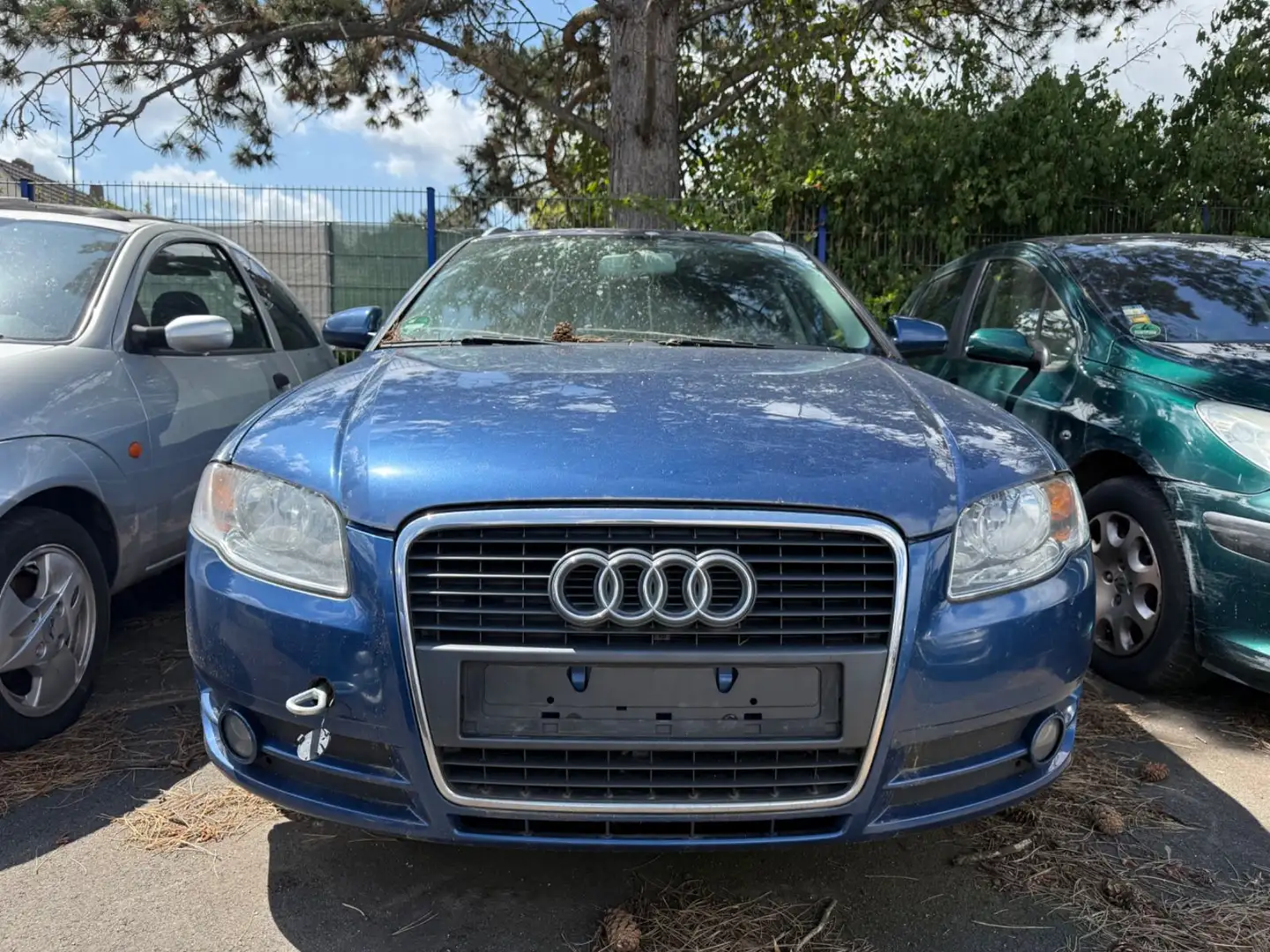 Audi A4 Avant 2.0 KLIMA/ISOFIX/ZENTRAL/MOTORSCHADEN Blau - 2