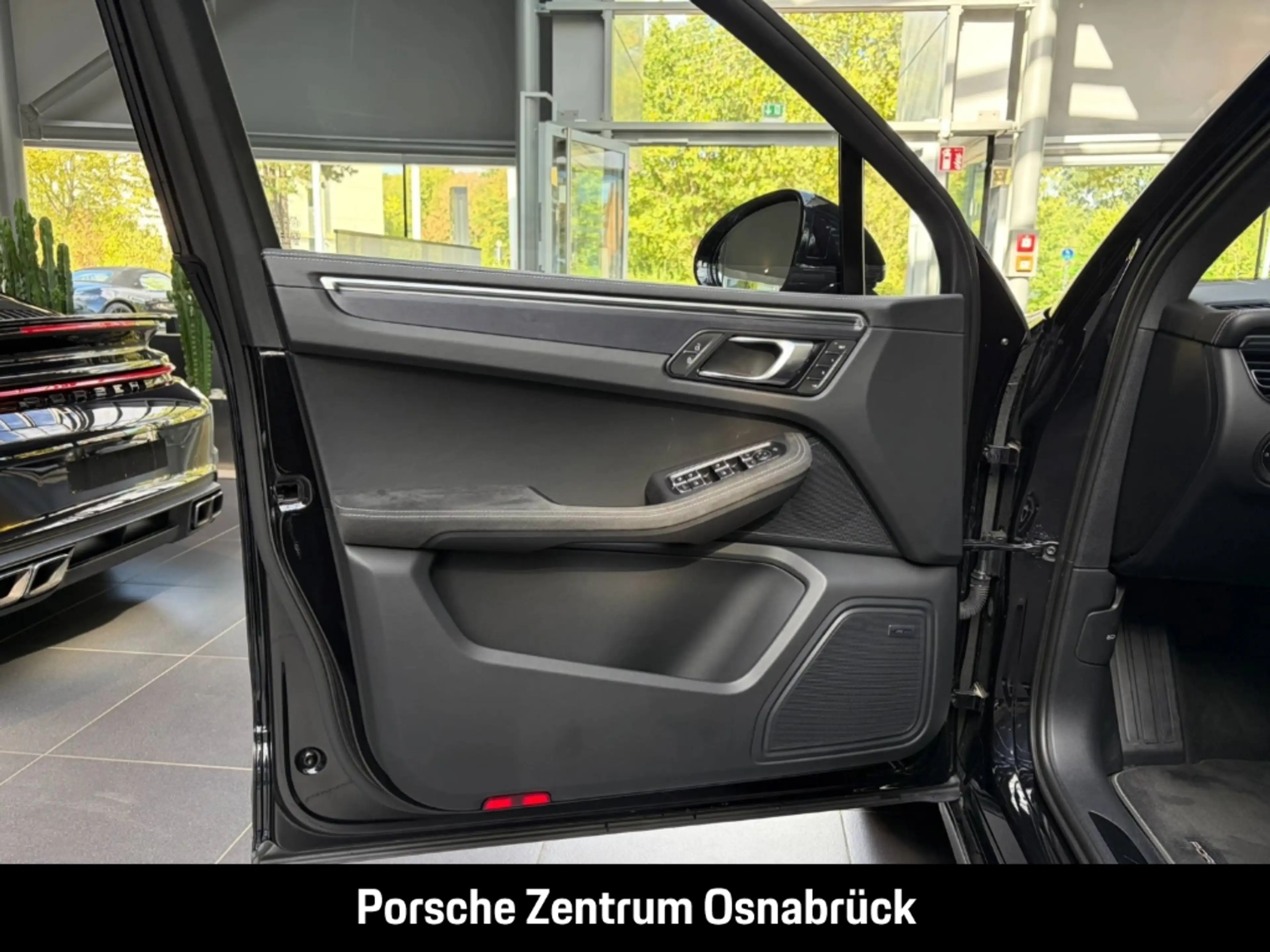 Porsche Macan GTS — photo 4