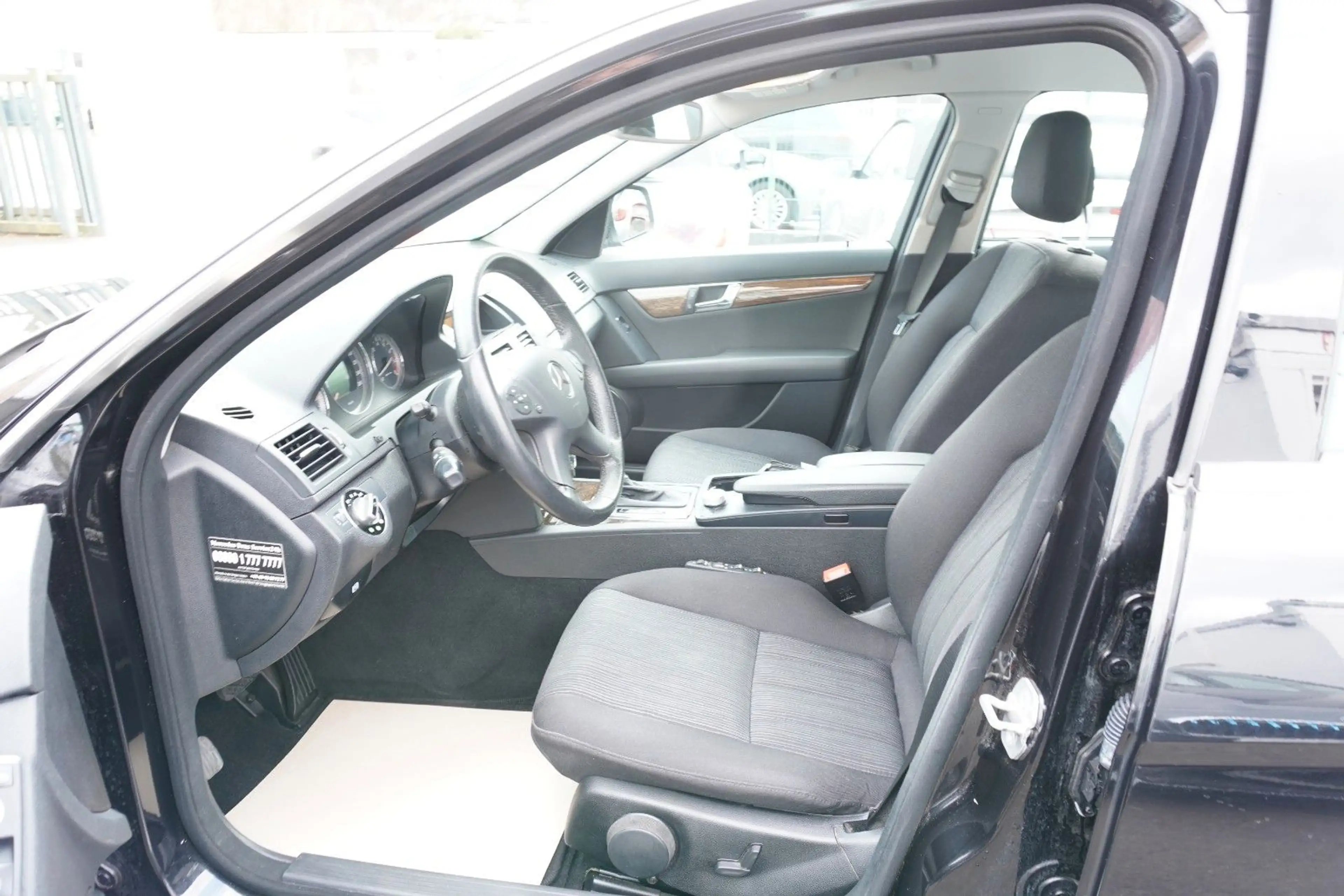 Mercedes-Benz C 200 Kompressor*Elegance*Automatik*guter Zust. — photo 13