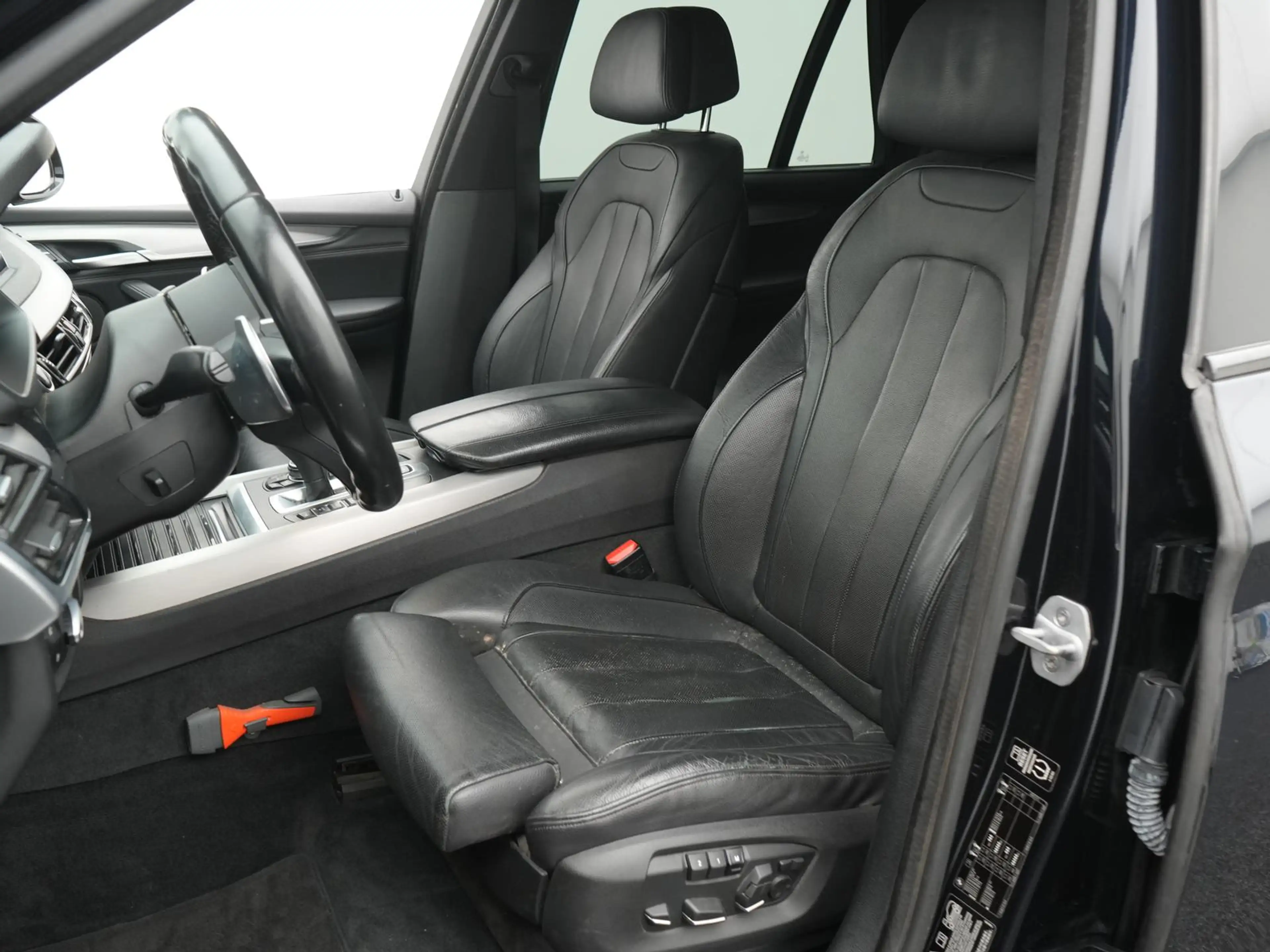BMW X5 xDrive 30d,LED,HUD,MEMO,SOFT,SITZLÜFT,H&K,AHK — photo 6